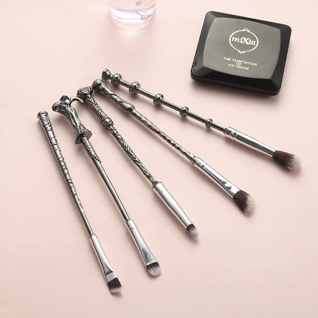 Wizard Wand Brushes,Wechip 5 PCS Makeup Brush Set for Foundation Blending Blush Concealer Eyebrow Face Powder
