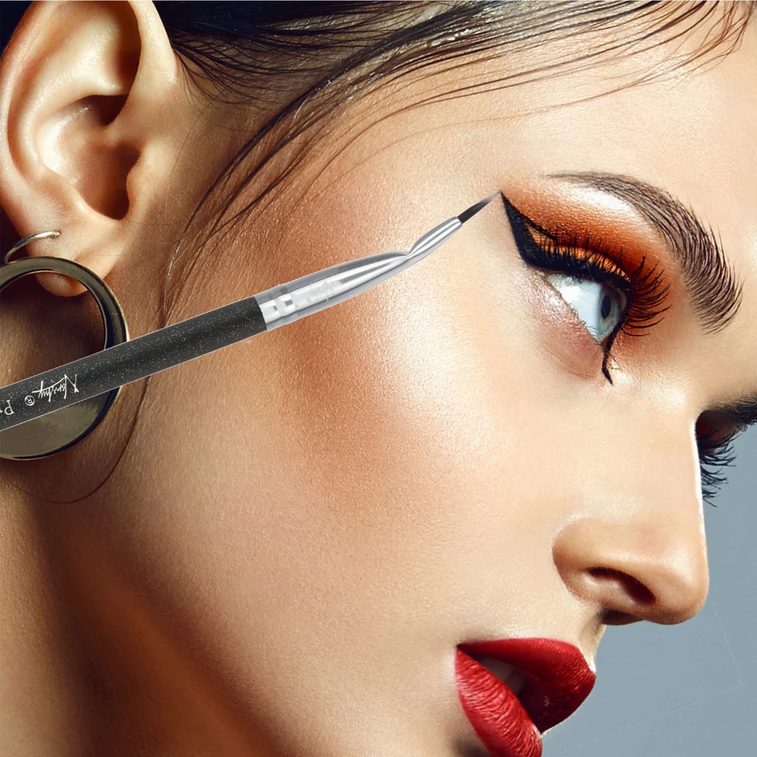 Nanshy Precise Ultra Fine Thin Tip Bent Eyeliner Makeup Brush For Applying Gel Cream Liquid Eye Liner