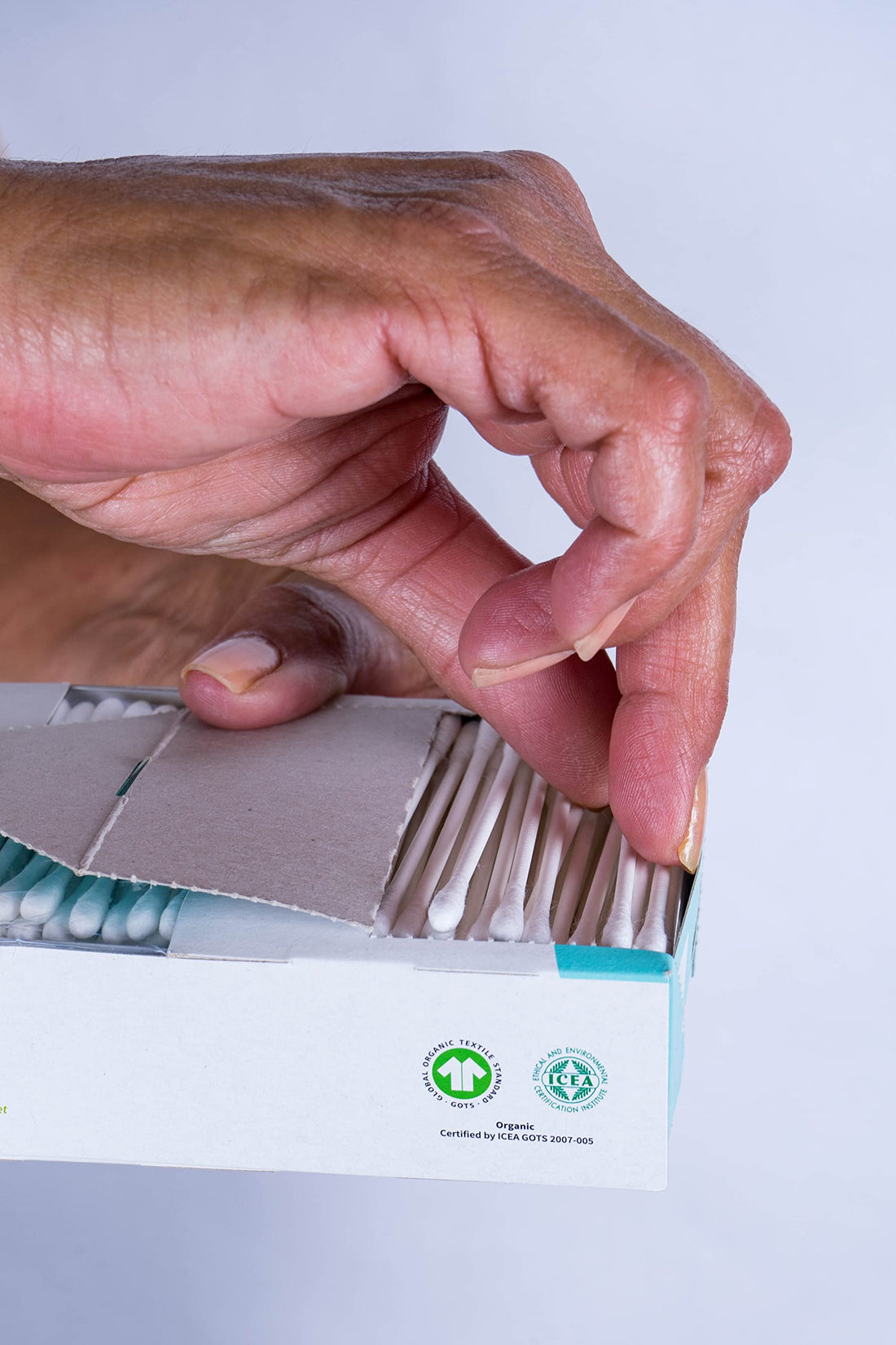 Organyc 100% Organic Cotton Swabs for Sensitive Skin, 200 Swabs