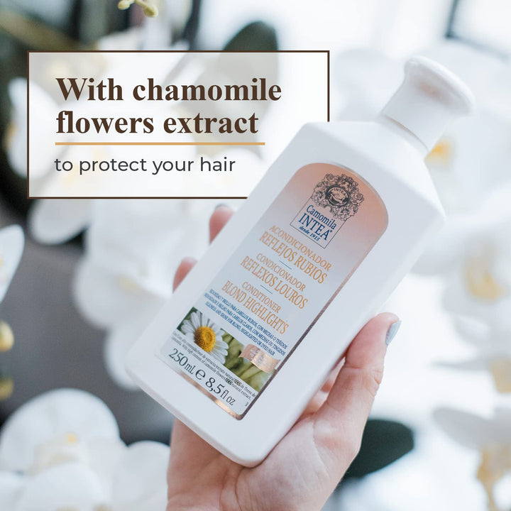 Premium Blonde Hair Conditioner with Natural Camomile Extract - Specifically Designed Conditioner For Blondes to Keep and Enhance Your Blonde Hair Colour (250 ml)