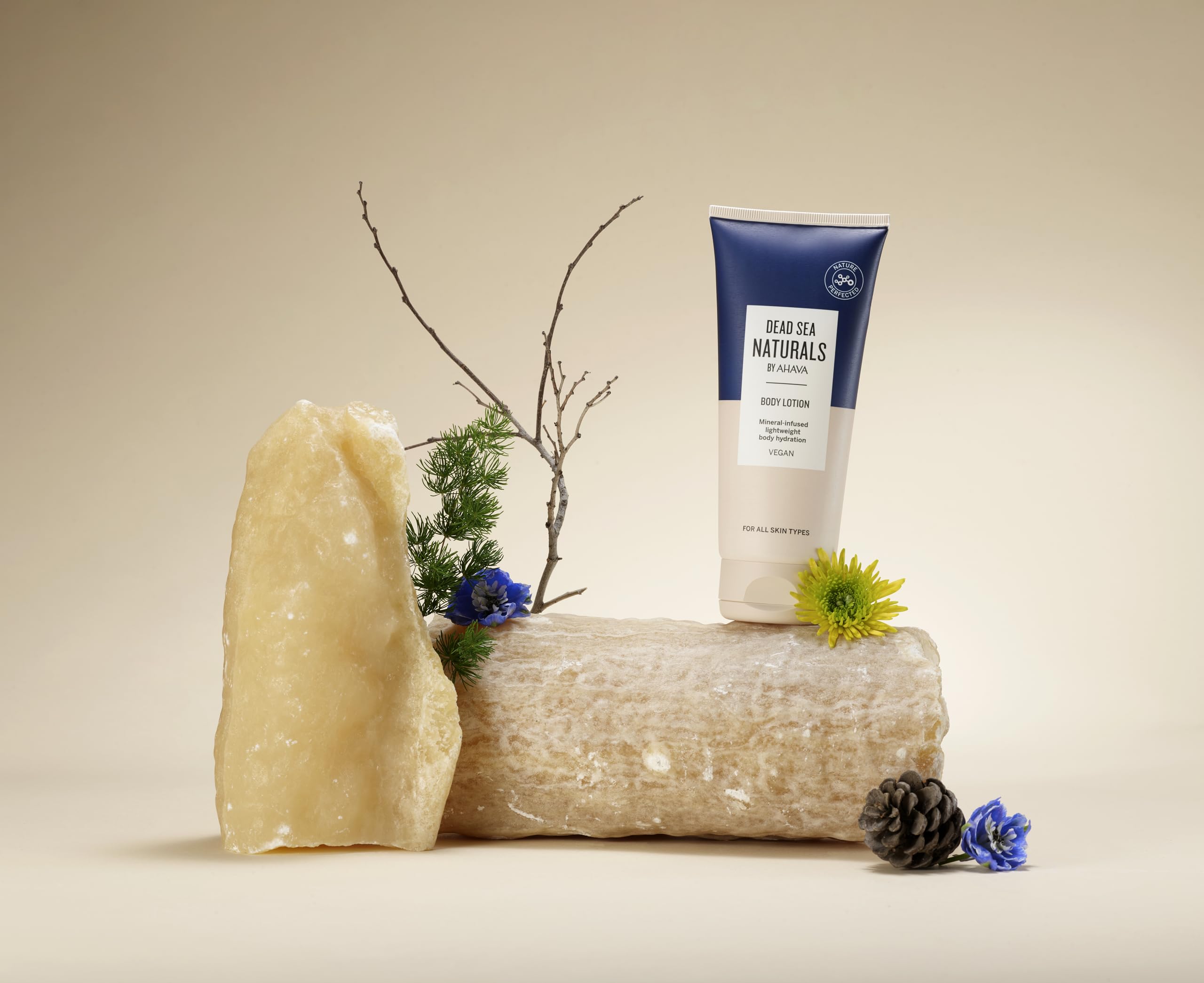 Dead Sea Naturals Body Lotion - Pampering hydrating lotion for body, hydrates, nourishes, provides relaxing & refreshing sensation, refines skin's texture, with powerful Dead Sea Minerals, 6.8 Fl.Oz