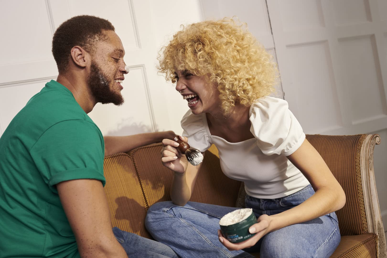 The Body Shop Maca Root & Aloe Softening Shaving Cream for Men - Feel Refreshed And Moisturised