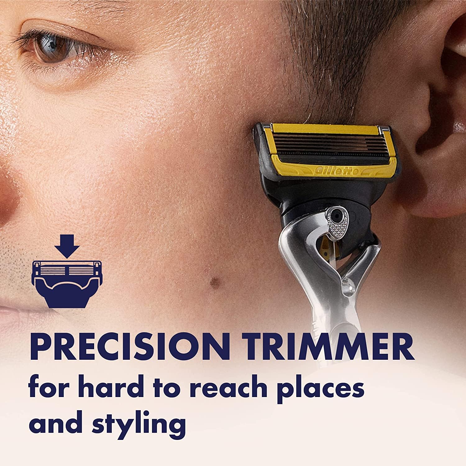 Gillette Fusion Proshield Shave Gift Set for Men - Fusion Proshield 8 Refills, Razor, Travel Case