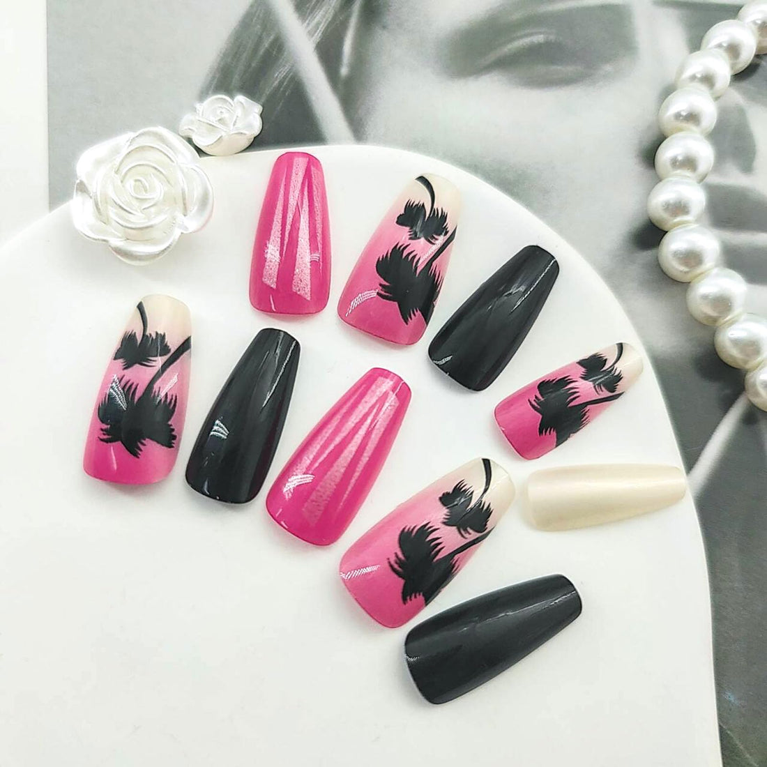 Summer Press on Nails Coffin Medium with Palm Gradient Designs Full Cover Nails Press ons Glossy Glue on Nails Pink False Nails Black Acrylic Nails White Stick on Nails for Women 24Pcs