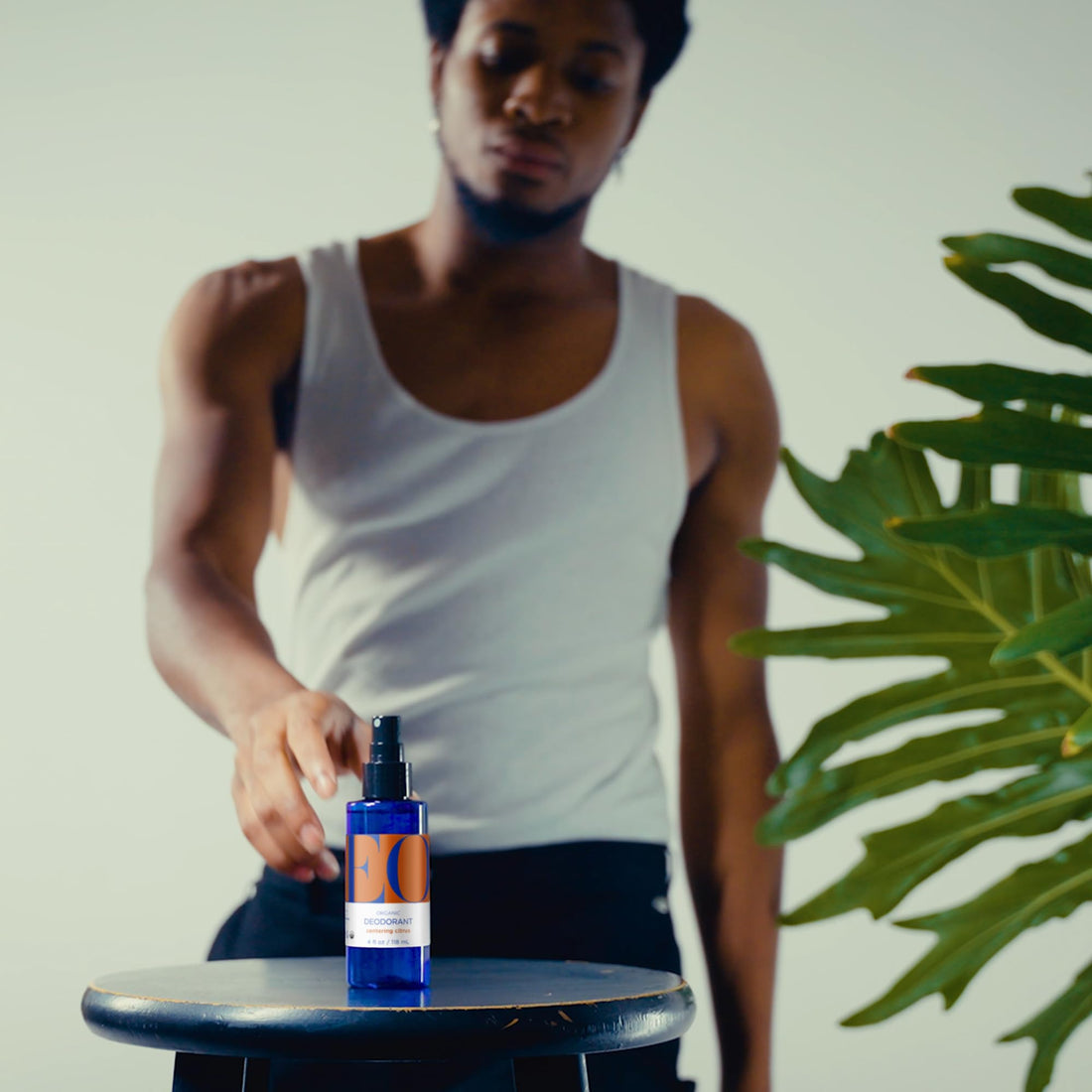 EO Organic Deodorant Spray, 4 Ounce (Pack of 3), Citrus, Organic Plant-Based, Botanical Extracts