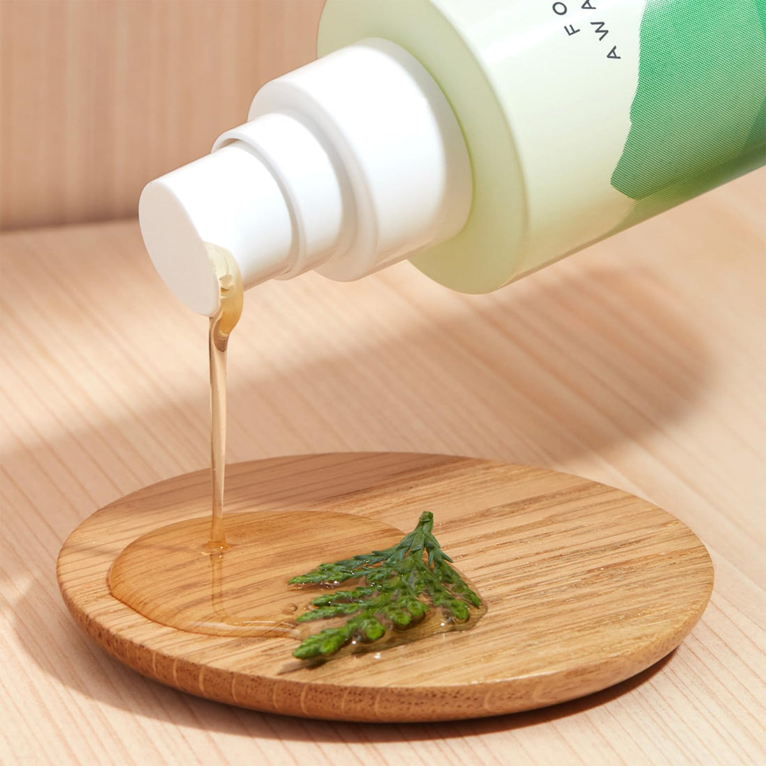 TATCHA Forest Awakening Hinoki Body Oil | Fast-Absorbing Silky Oil, 100 ml | 3.4 fl oz