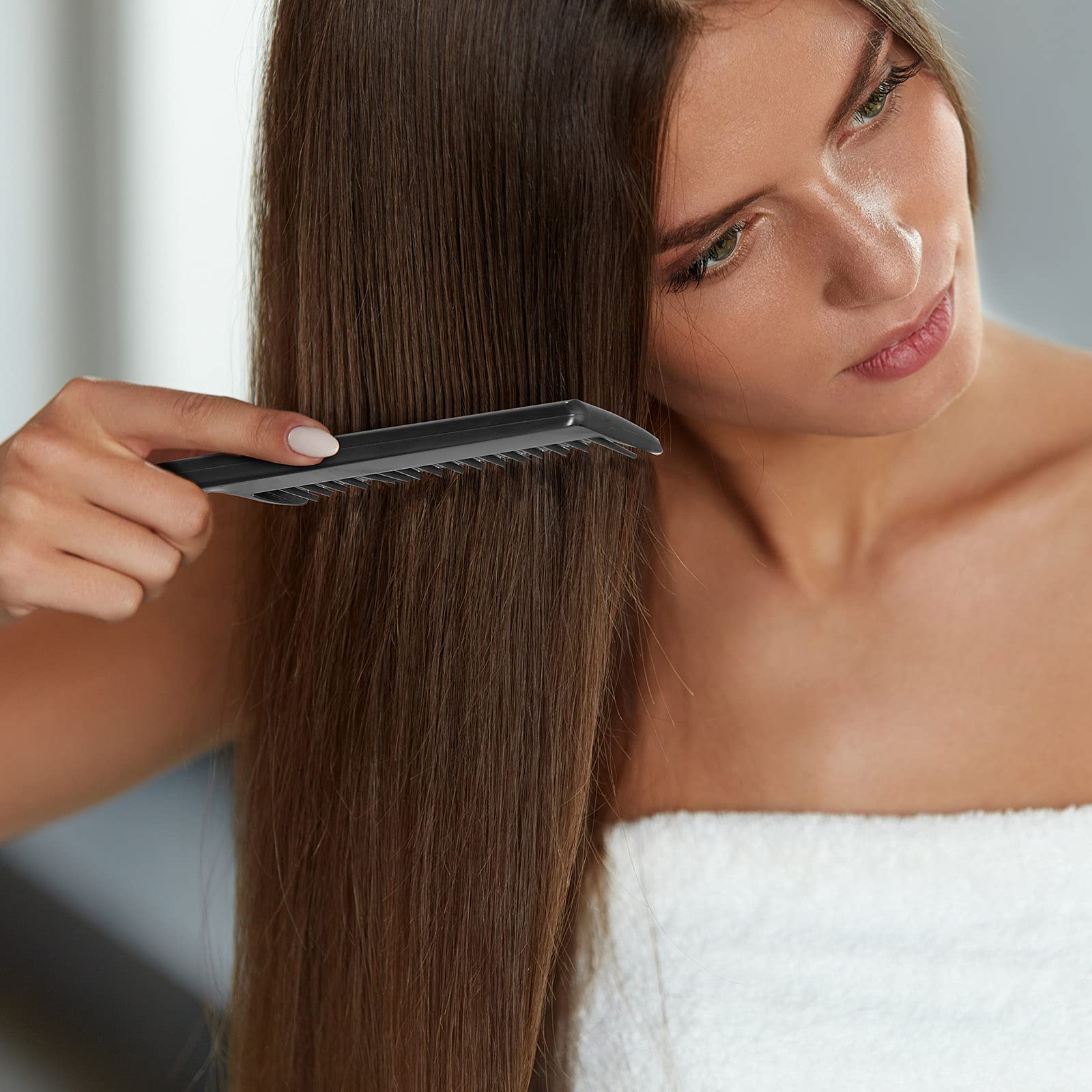 3 Pieces Pick Teasing Combs Hair Brush Set Includes Black Carbon Lift Teasing Combs with Metal Prong, Triple Pin Rat Tail Comb, Nylon Bristle Hair Comb Brush for Women (Black)