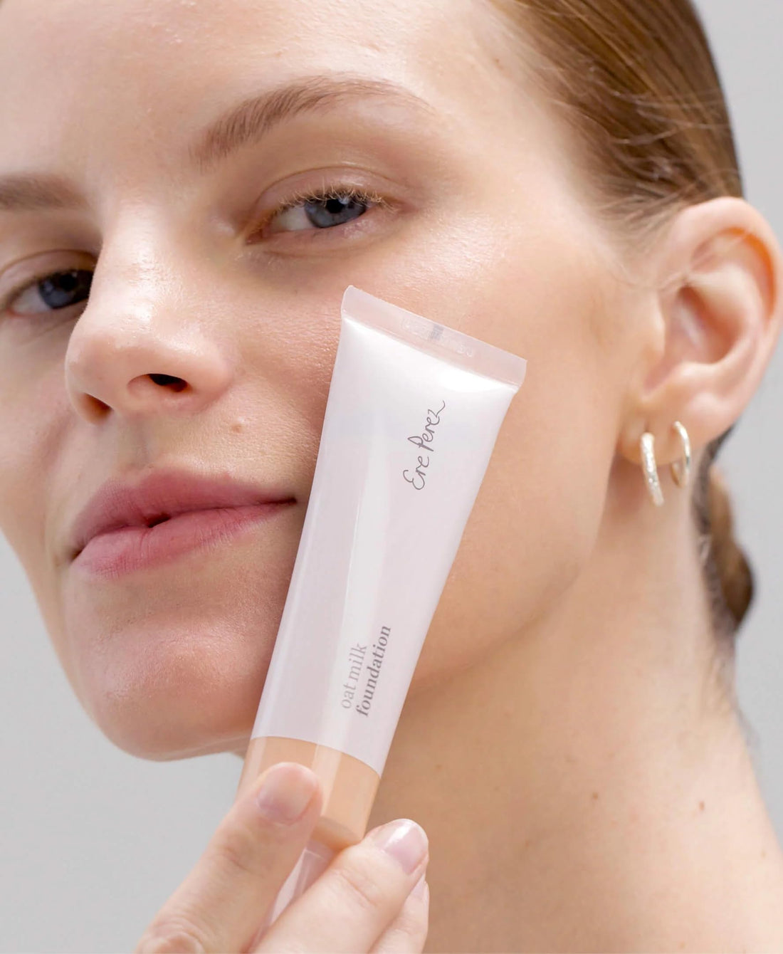 Ere Perez - All Natural Oat Milk Foundation (Honey)