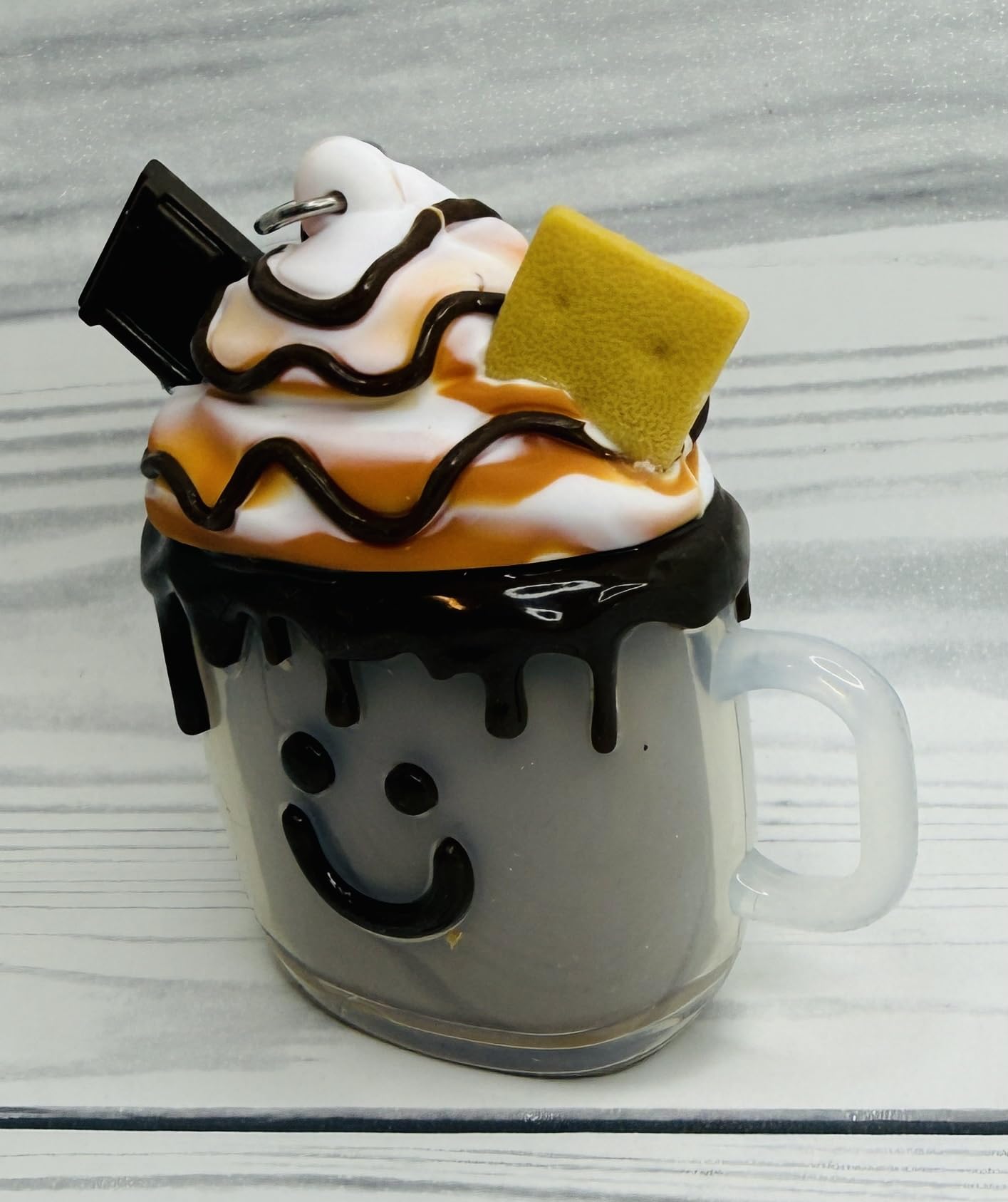 Bath and Body Works S'mores Latté Pocketbac Hand Sanitzer Holder