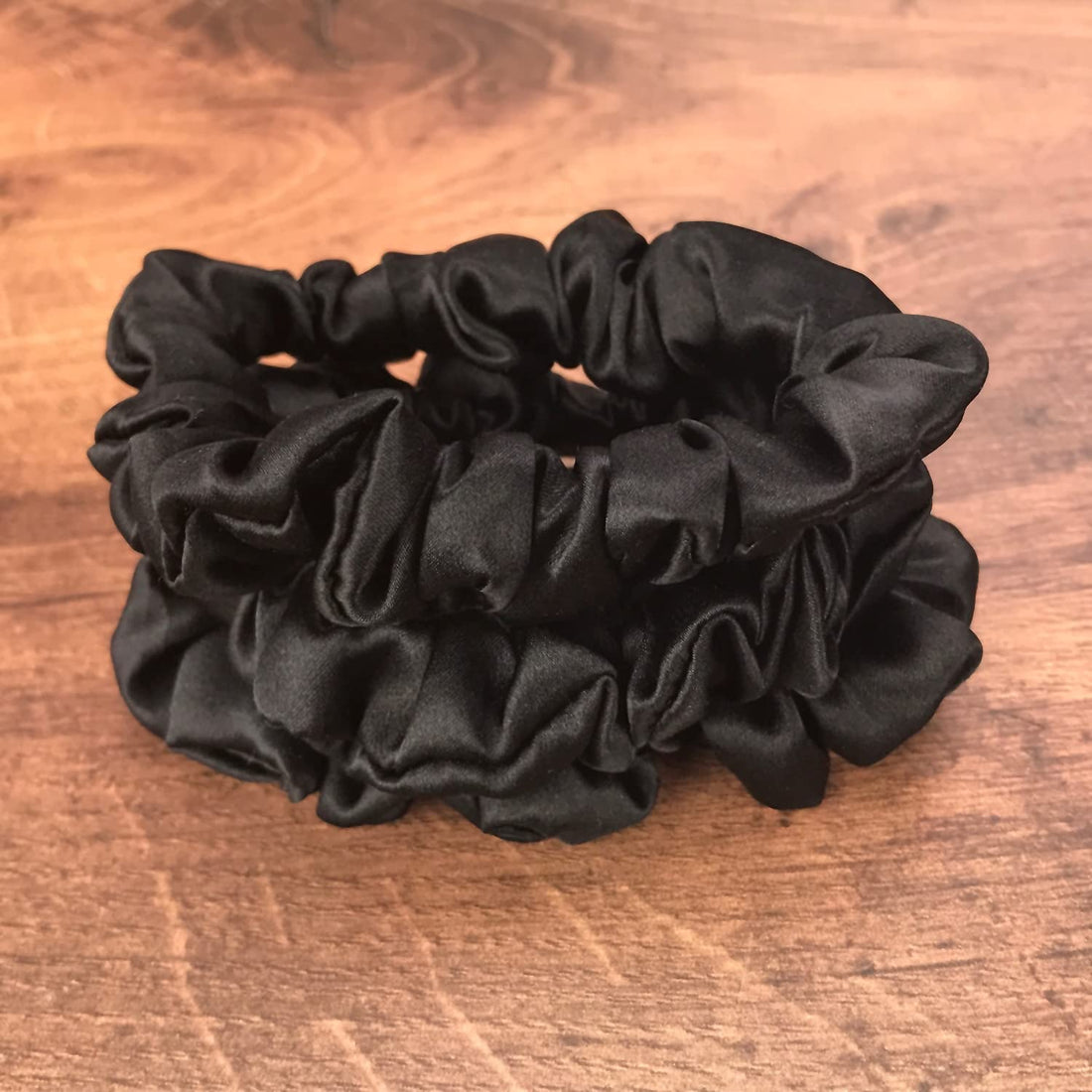 CELESTIAL SILK Mulberry Silk Scrunchies for Hair (Small, Black)