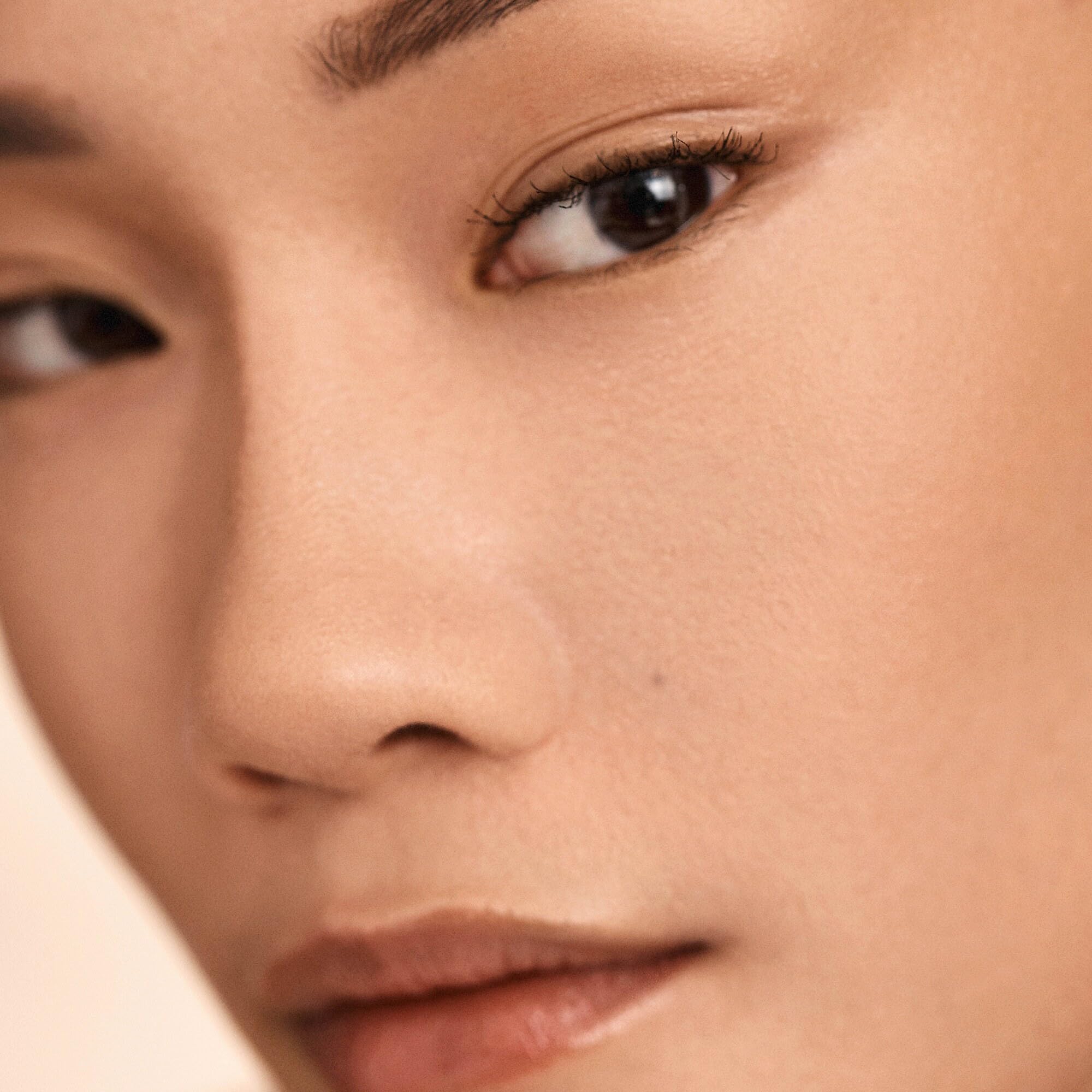 Fenty Beauty by Rihanna Bright Fix Eye Brightener Concealer 08 Deep Melon