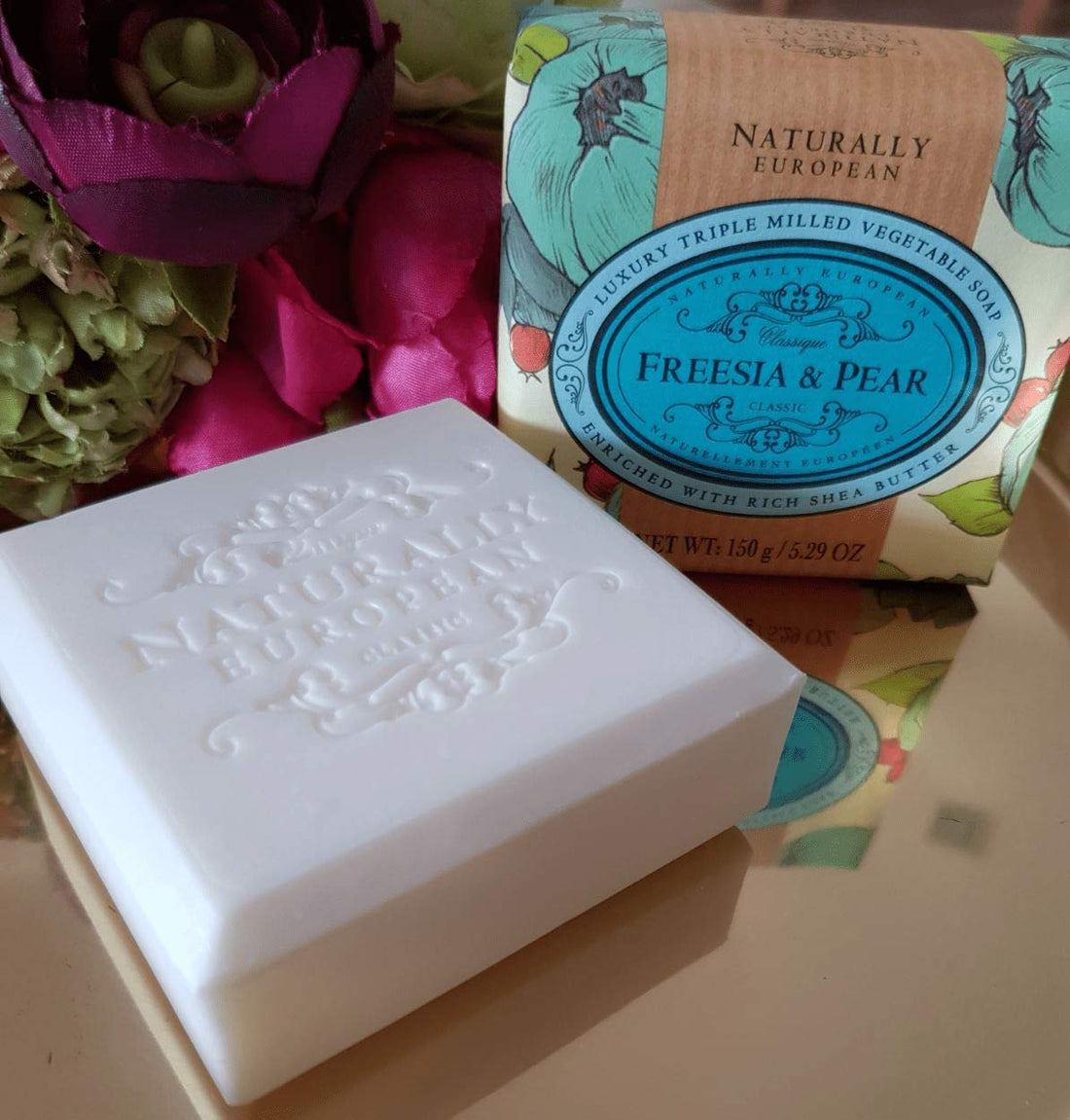 Naturally European - Soap - Freesia & Pear, 230 G / 8 Oz