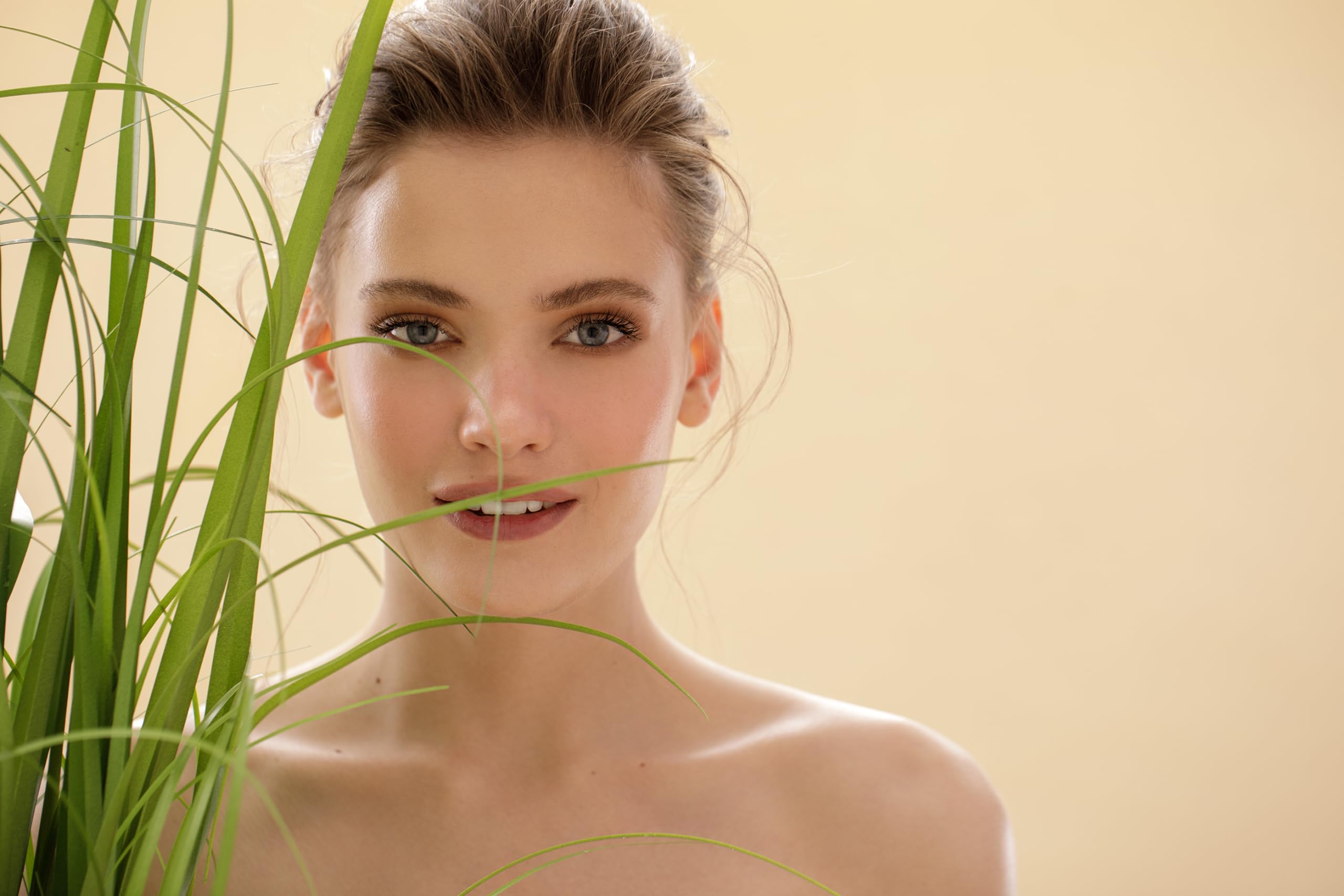 Dead Sea Naturals Facial Cleansing Gel - Refreshing rinse-off daily cleanser for face, washes away dirt & impurities, leaves skin radiant & supple, with powerful Dead Sea Minerals, 3.4 Fl.Oz