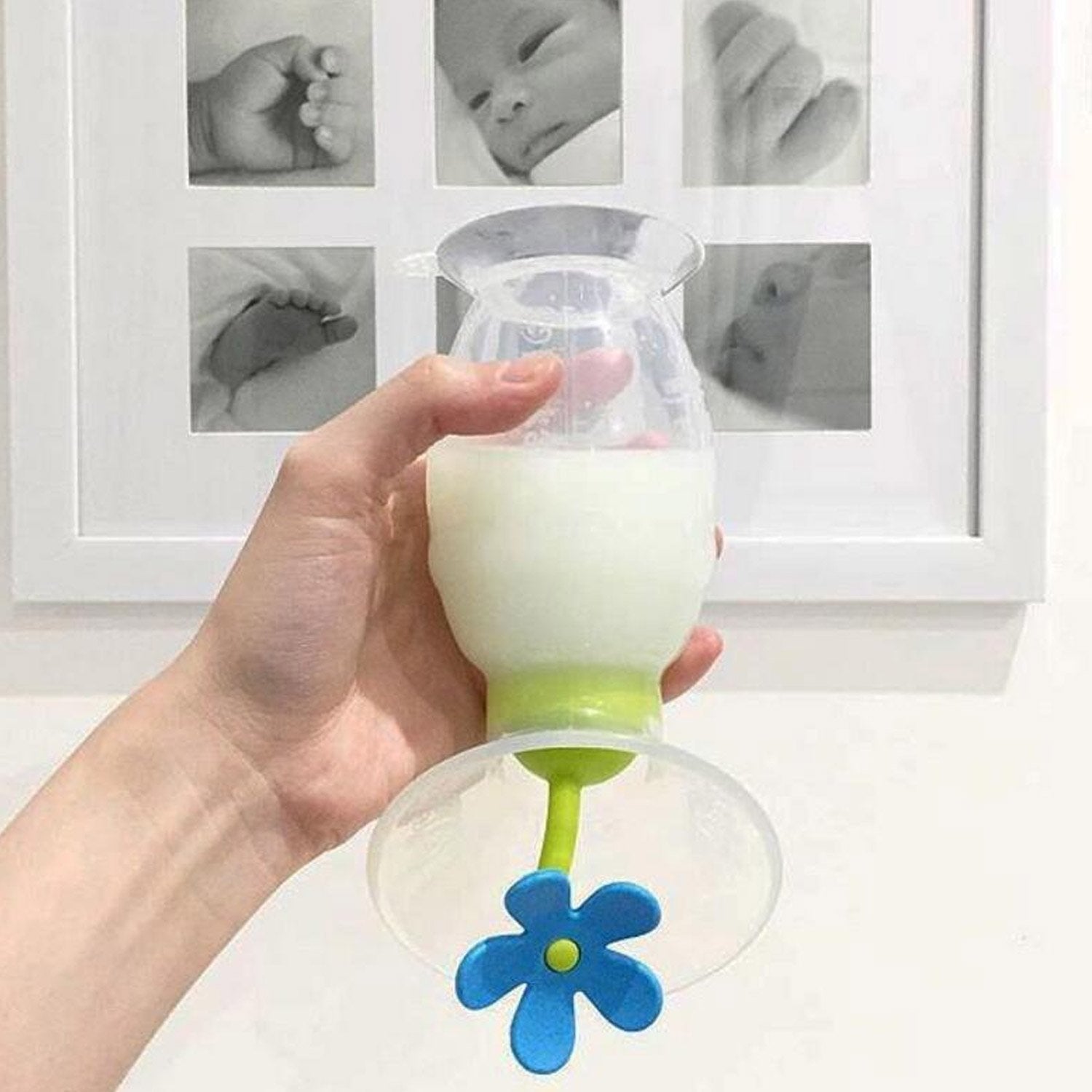 Haakaa Manual Breast Pump with Suction Base and Flower Stopper 100% Food Grade Silicone BPA PVC and Phthalate Free (5oz/150ml) (Blue)