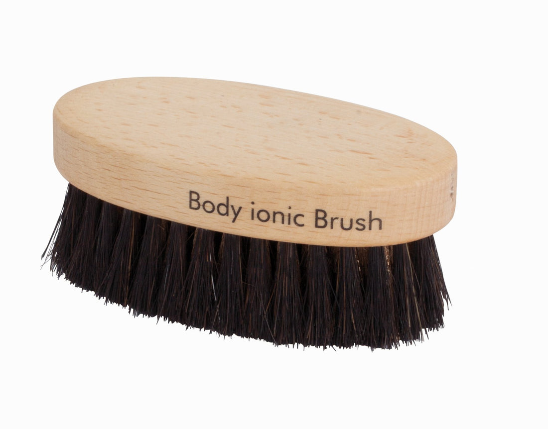 Body Ionic Massage Brush, 3-1/2-Inches : Bürstenhaus Redecker Fine Bronze Wire/Horsehair Massage Brush Body Ionic with Oiled Beechwood Handle, 3-1/2-Inches