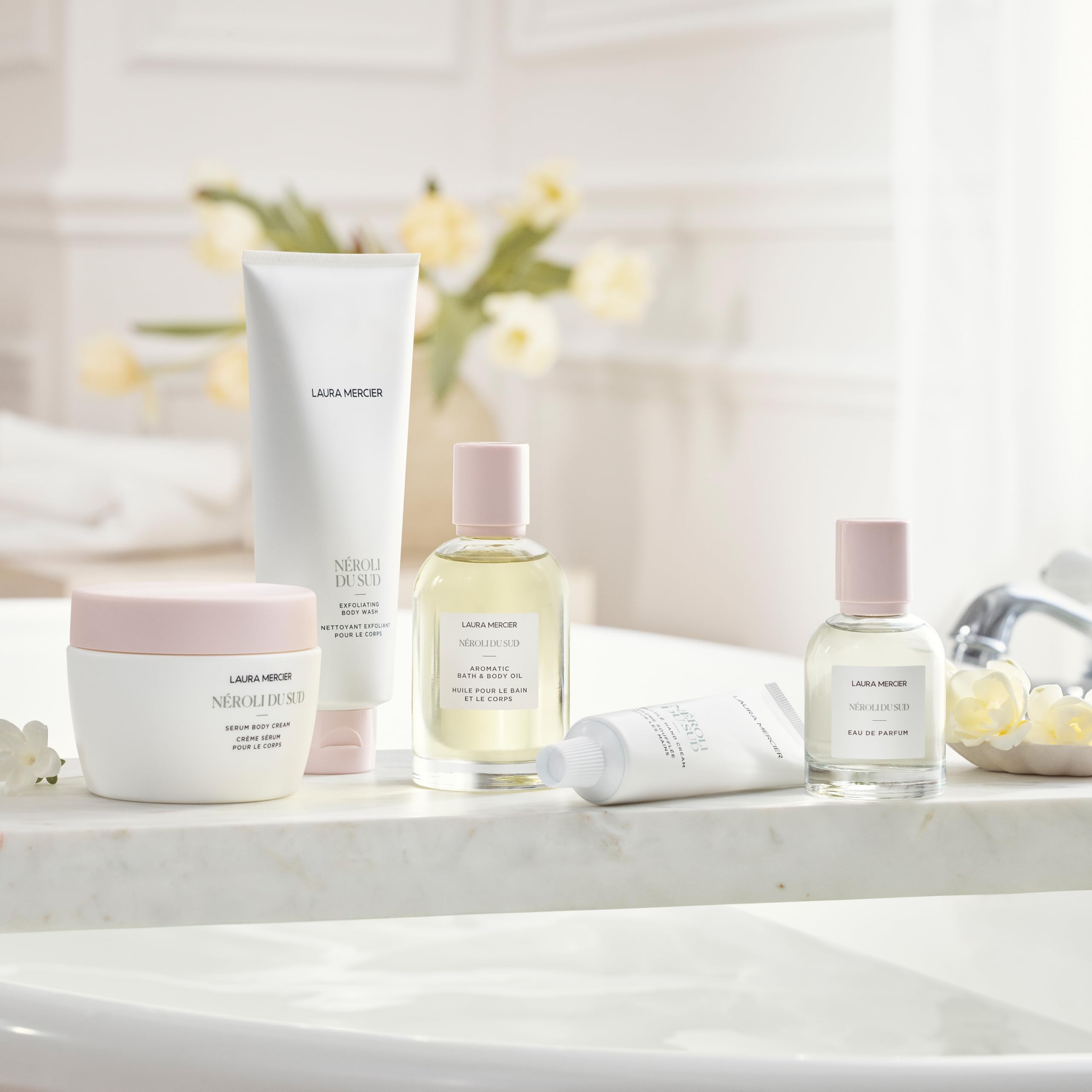 Laura Mercier Exfoliating Body Wash, Strawberry Seed and Sugar Scrub-Infused Exfoliator, Removes Impurities, Helps to Improve Uneven Skin Tone, Elasticity and Circulation, Néroli du Sud