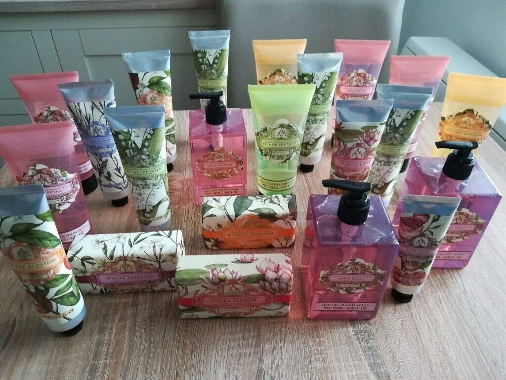 AAA Floral Lavender Luxury Bath And Shower Gel 200ml by Aromas Artisanales de Antigua