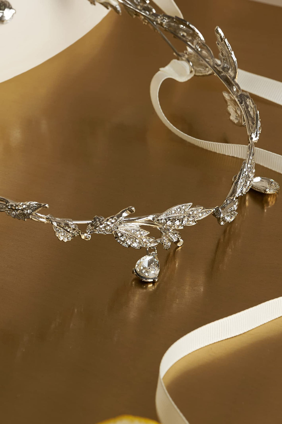 BABEYOND Elegant Rhinestone Leaf Wedding Bridal Bridesmaid Forehead Band Dangle Rhinestone Bridal Tiara Crown with Gift Box , Silver, One size