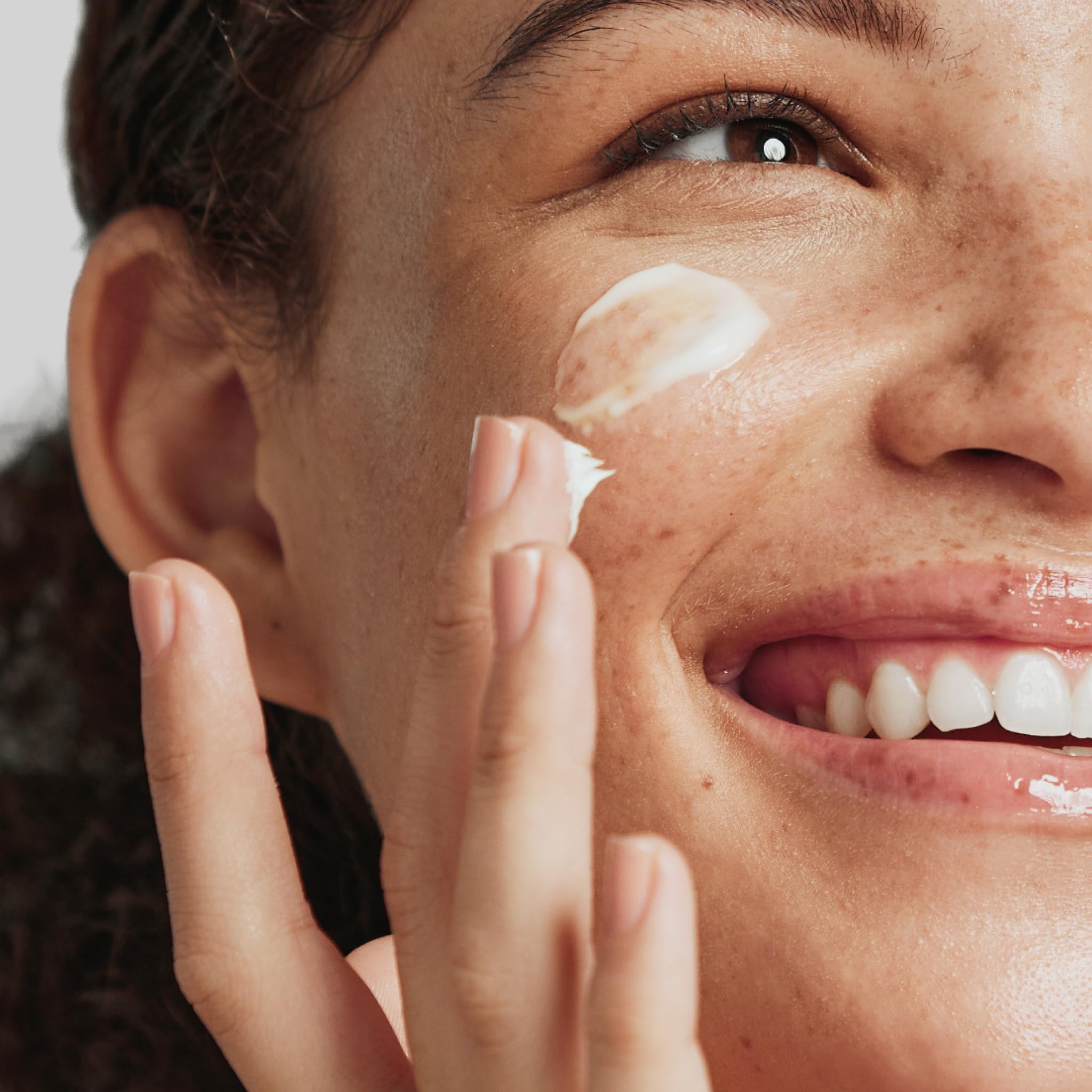 Julep Vitamin E Hydrating Cream Cleanser, Daily Face Wash with Ceramide NP & Essential Oils, Antioxidant Formula for Hydrated, Balanced Skin, 3.4 fl oz