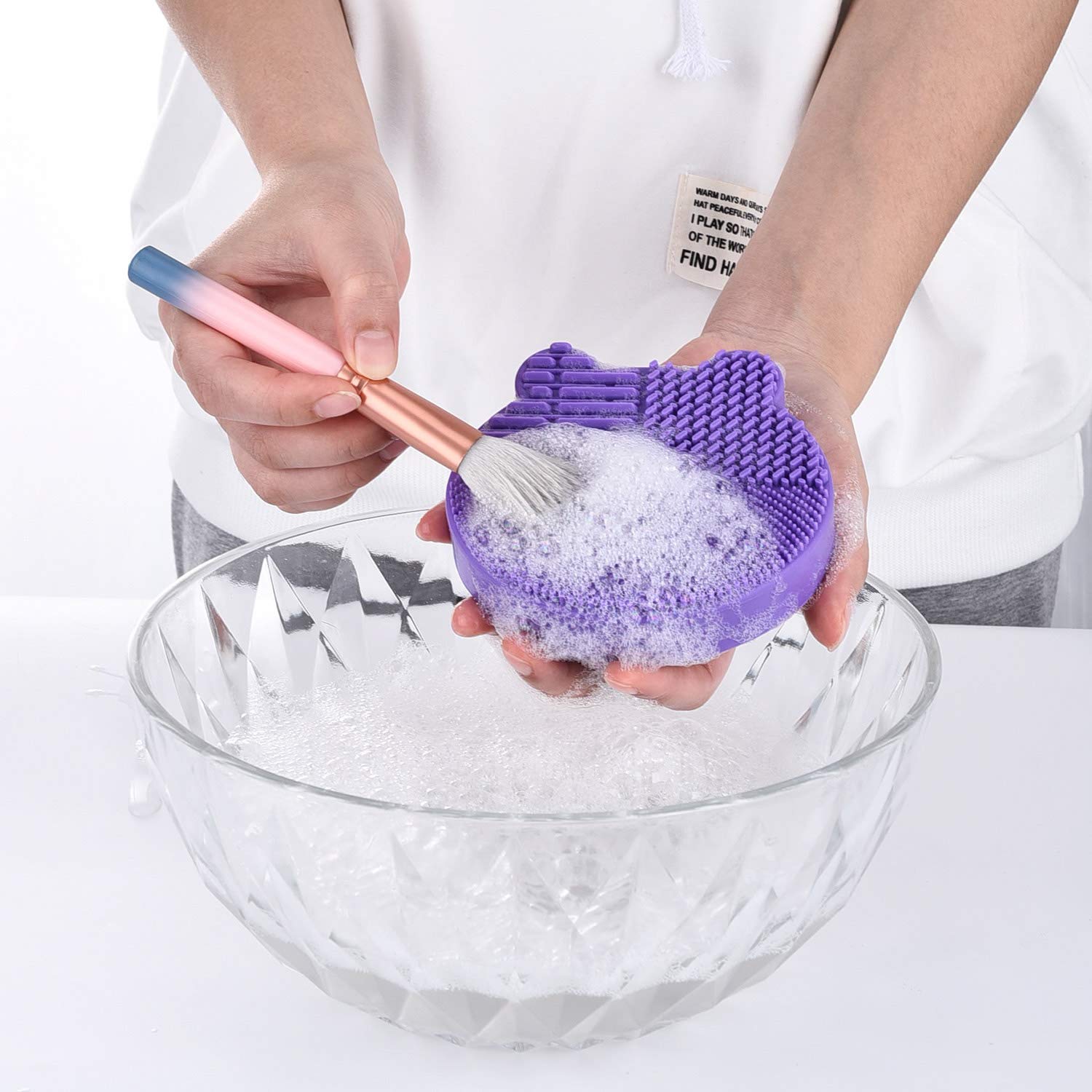 Silicon Makeup Brush Cleaning Mat with Brushes Drying Holder Portable Bear Shaped Cosmetic Brush Cleaner Pad+ Makeup Brush Dry Cleaned Quick Color Removal Sponge Scrubber Tool (Blue)