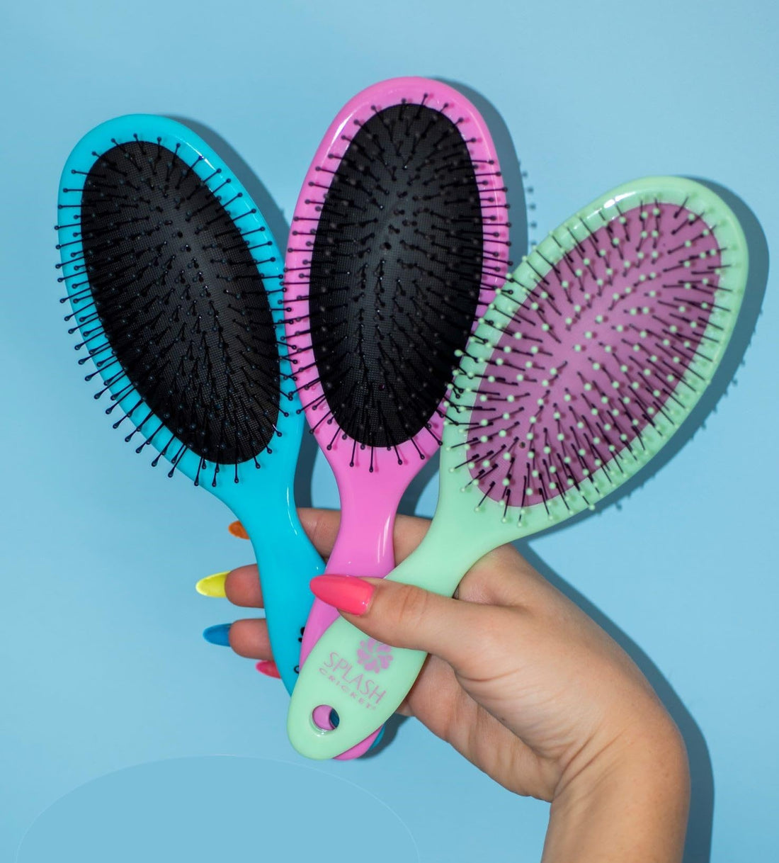 Cricket Splash Detangling Brush, Blue, 6 Ounce