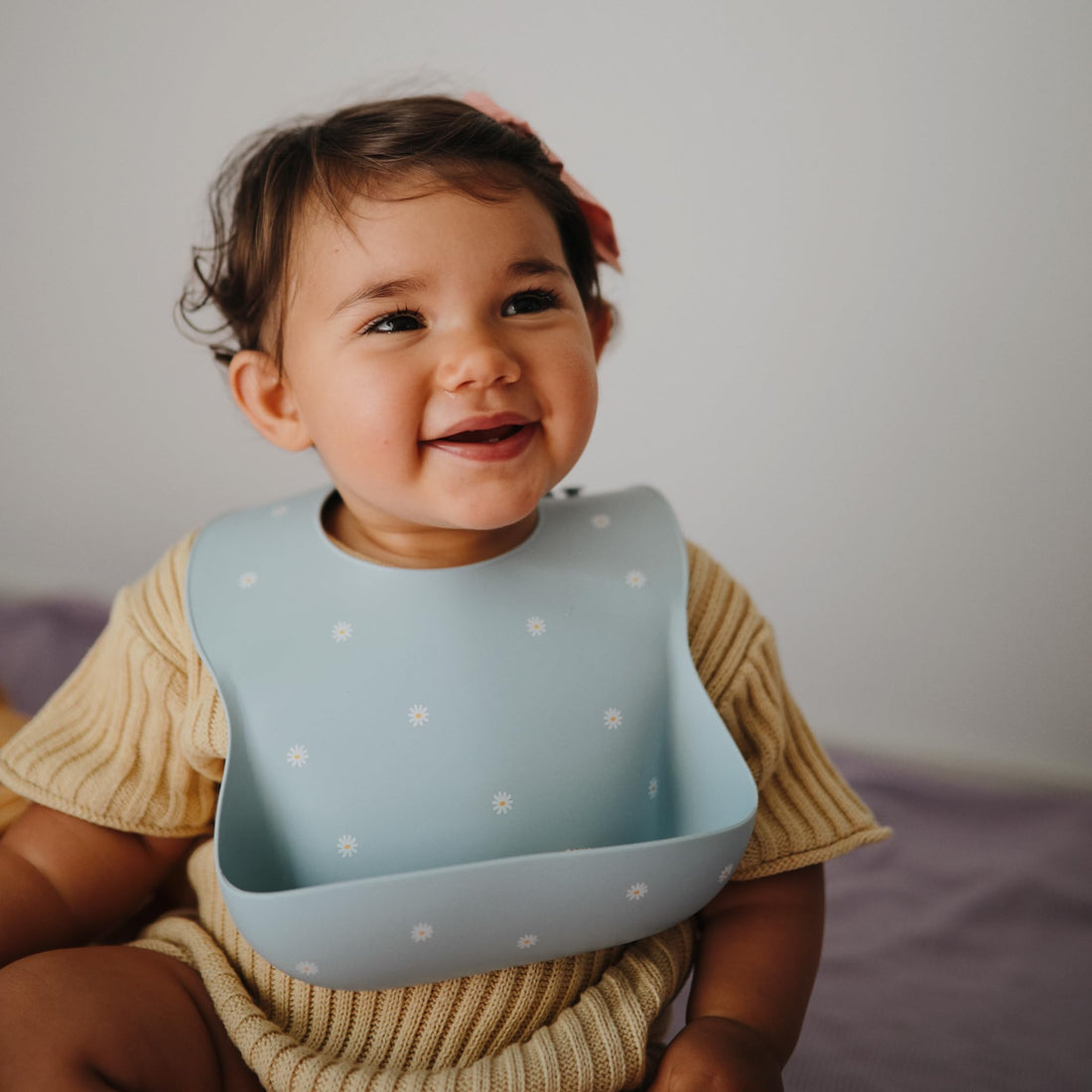 mushie Silicone Baby Bib | Adjustable Fit Waterproof Bibs (White Daisy)