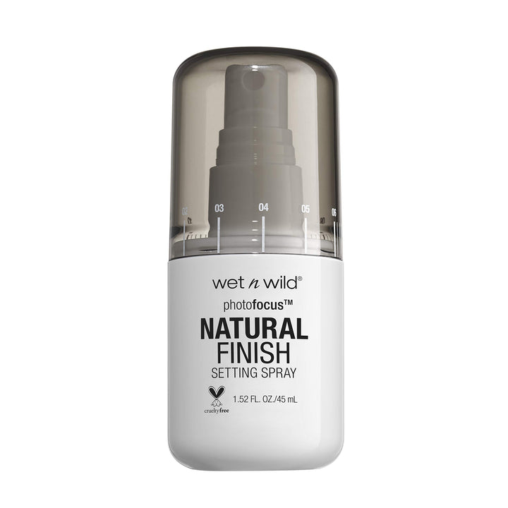 wet n wild Photo Focus Setting Mist, Up to 24HR Wear, Lightweight & Nourishing Aloe Formula, Suitable for All Skin Types, Cruelty-Free & Vegan - Seal the Deal