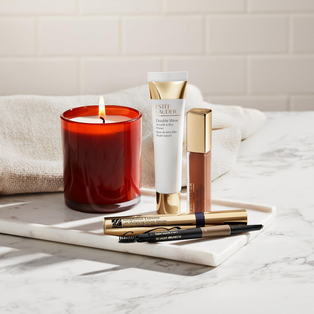 Estée Lauder The Brow Multi-Tasker 3-in-1 Tool | Eyebrow Pencil, Powder and Brush, 01 Blonde