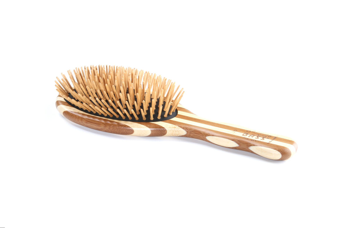 Bass Brushes Extra Large Oval: Cushion, Wood bristles, Light wood Handle