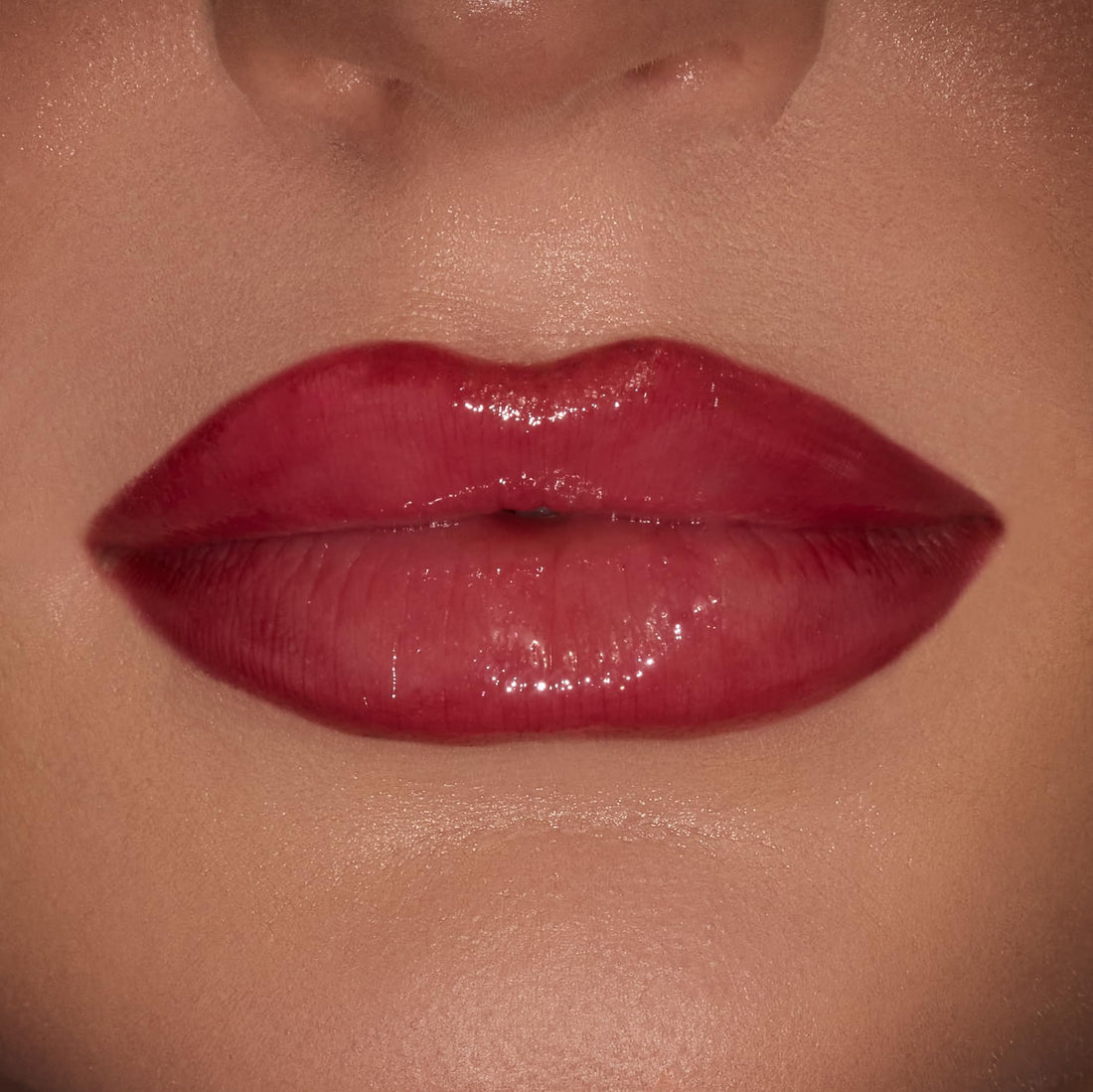 ColourPop x The Grinch Berry Grinchy Lip Makeup Kit - Limited Edition Lip Liner & Plumping Gloss Duo- Visibly Plumps Lips & Delivers Buildable Color (2 Count)