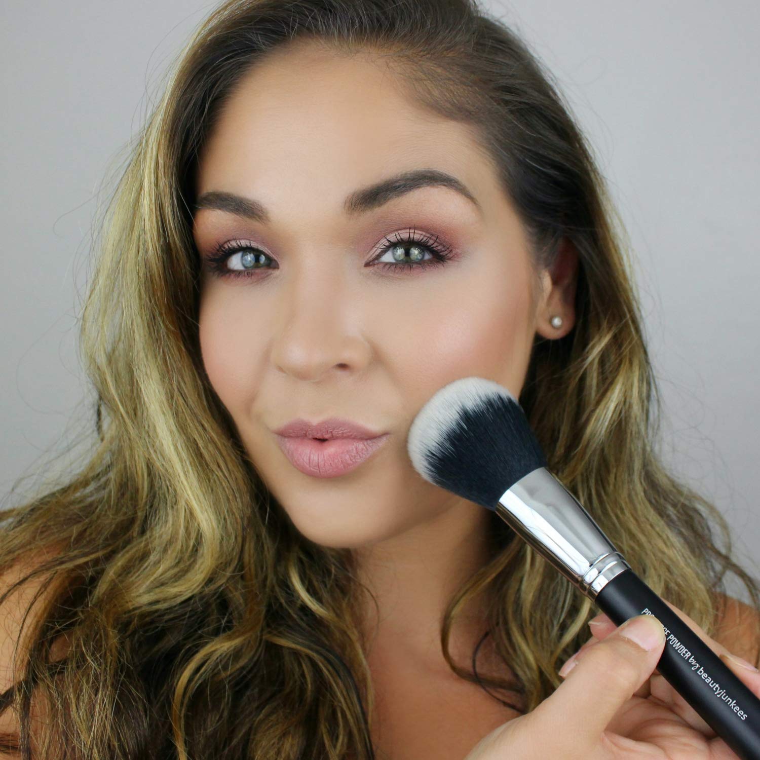 Beauty Junkees Pro Large Finishing Powder Makeup Brush, Face and All Over Body Bronzer, Loose, Mineral, Pressed, Translucent Powders, Soft, Synthetic, Vegan, Cruelty Free