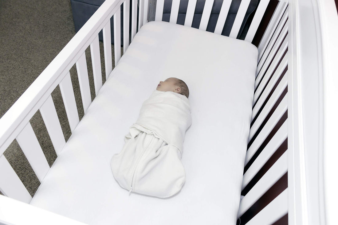 VuSee Corner Baby Monitor Mount - Safely Hold Baby Monitors or Indoor Camera Shelf - Compatible with Most Baby Brands - Corner Wall Mount with Easy Installation - 1 Pack