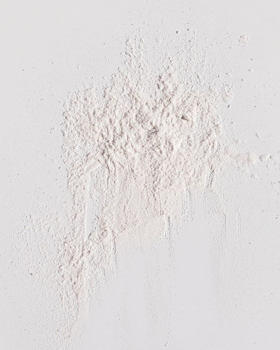 Kristin Ess Hair Dry Shampoo Non-Aerosol Powder for Oily Hair - Mattifying, Style Extending, Fragrance Free, Dry Shampoo for Men and Women, Easily Blended, Lightweight Formula, Vegan, 1.3 oz