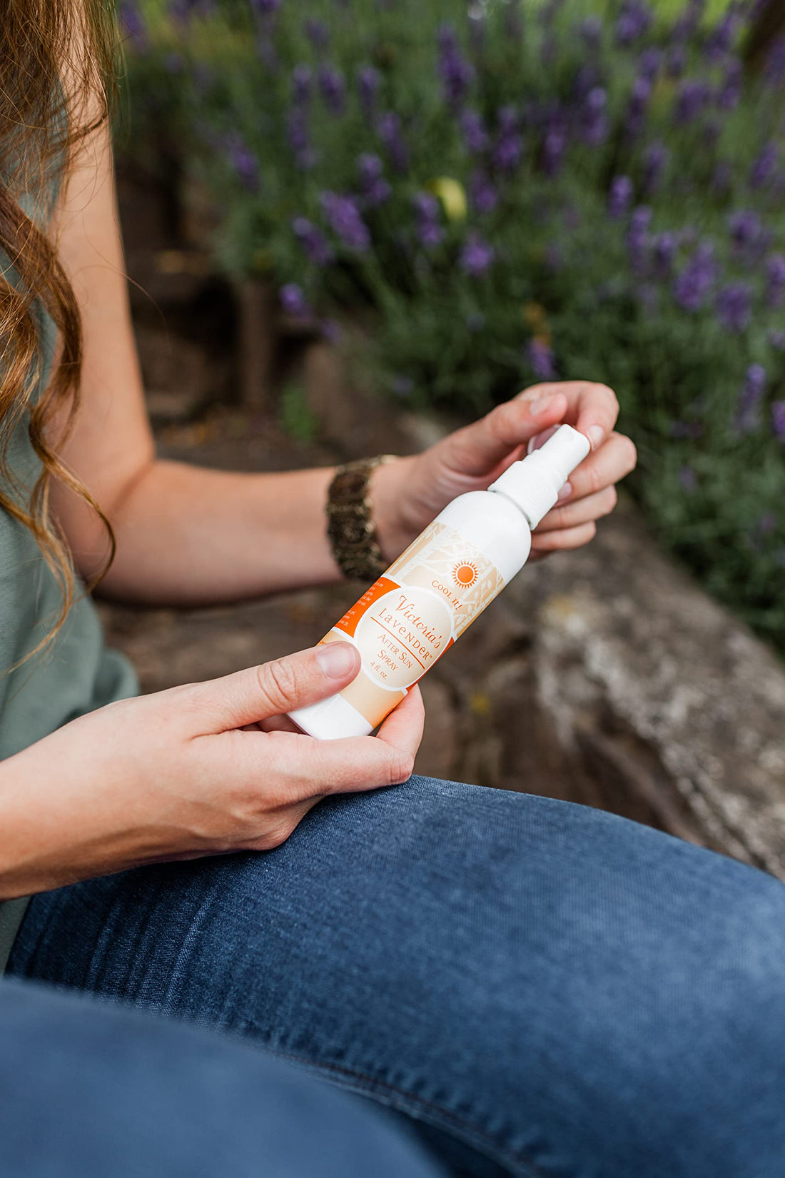 Victoria's Lavender Organic Aloe Vera Spray - For Sunburn, Hot Flashes & Post Workout Cooling, Contains Aloe Vera Gel & Pure Lavender Essential Oil, Refreshing Spray Moisturizer for Body - 4 fl oz