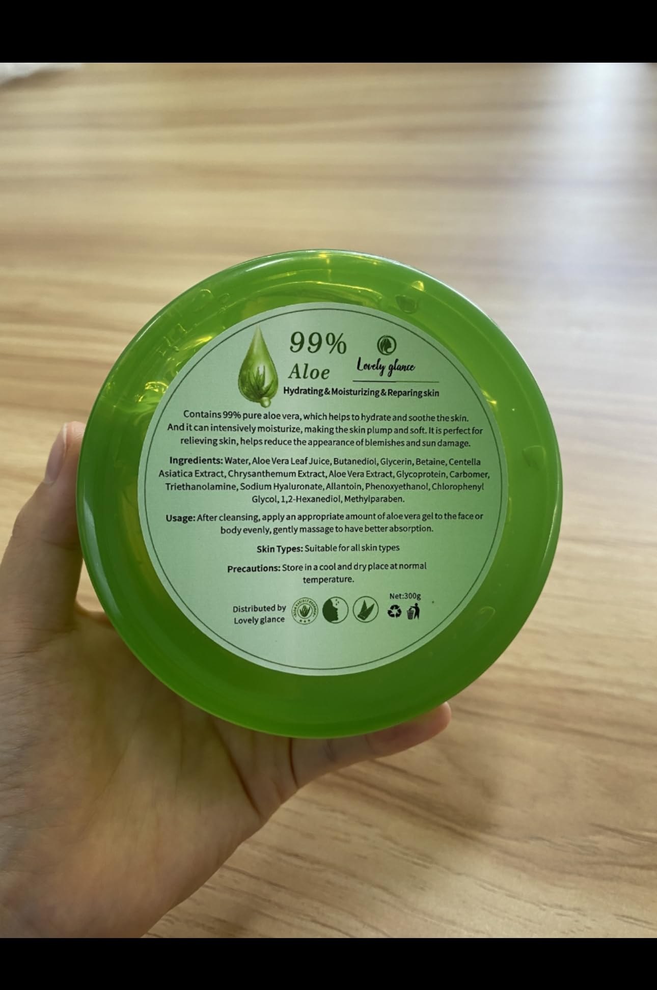 lovelyGlance 99% Deep Hydration Aloe Vera Gel