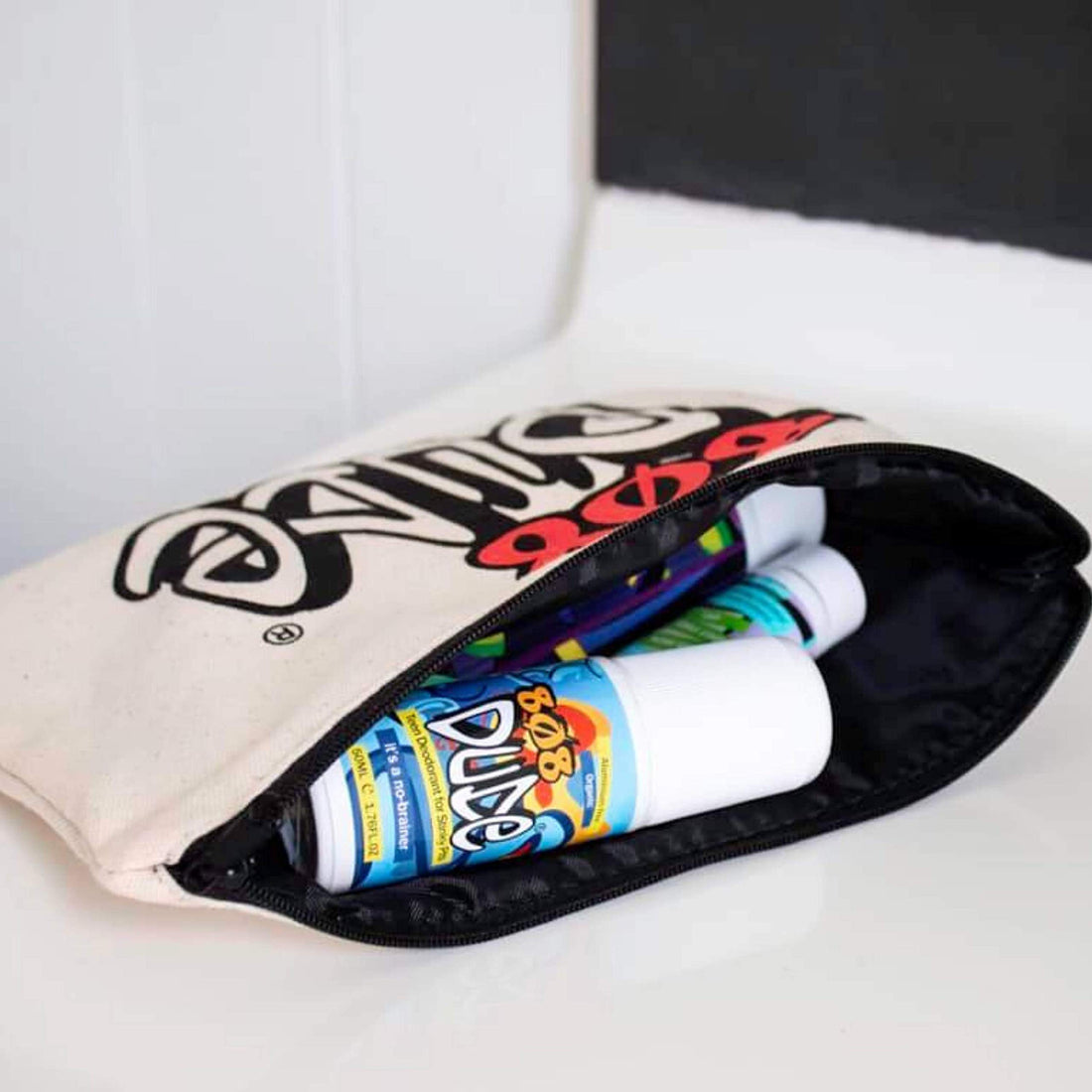 808 Dude Skincare Kit for Teens. Shampoo & Body Wash, Face Wash & Deodorant with Eco-Friendly Cotton Toiletry Bag