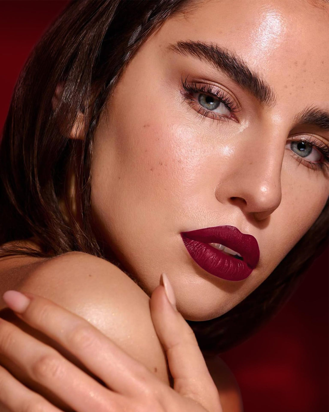 MAKI YIKA Burgundy Red Lipstick for Women Colorstay Long Lasting Lipsticks No Smudge Matte Liquid Lipstick Transferproof Cruelty-Free Lip Color, Burgundy