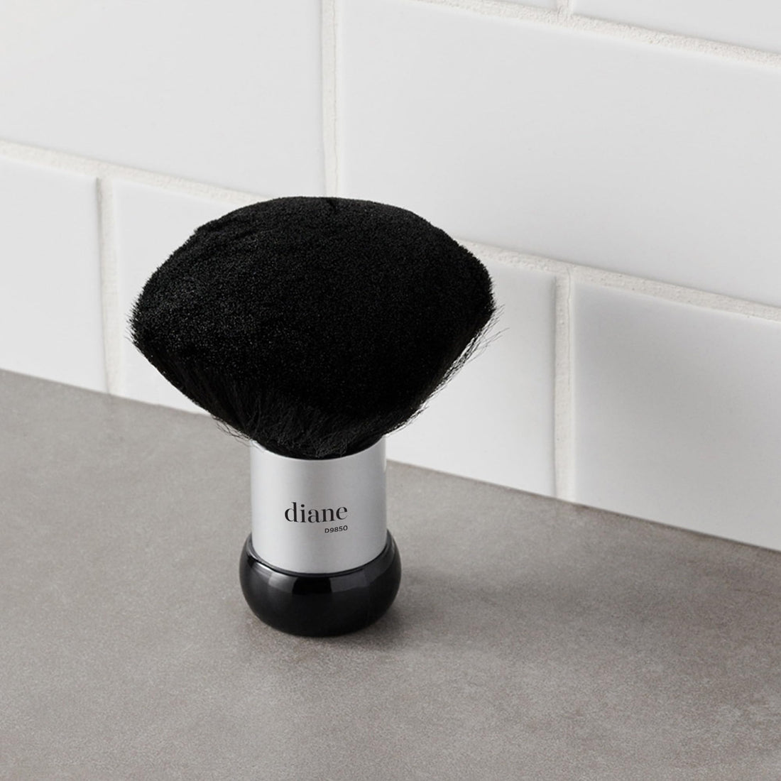 Diane Neck Duster, Black and Gold