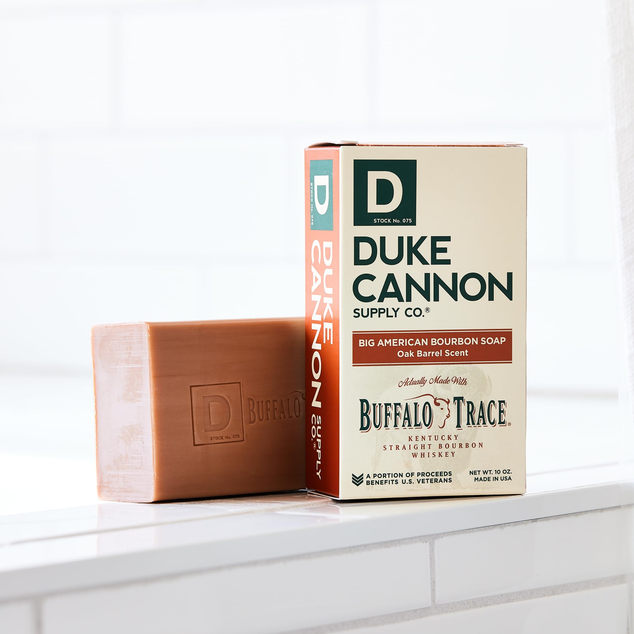 Duke Cannon Bourbon Soap - Buffalo Trace Kentucky Straight Bourbon Whiskey Bar Soap - Oak Barrel Scent, 10oz