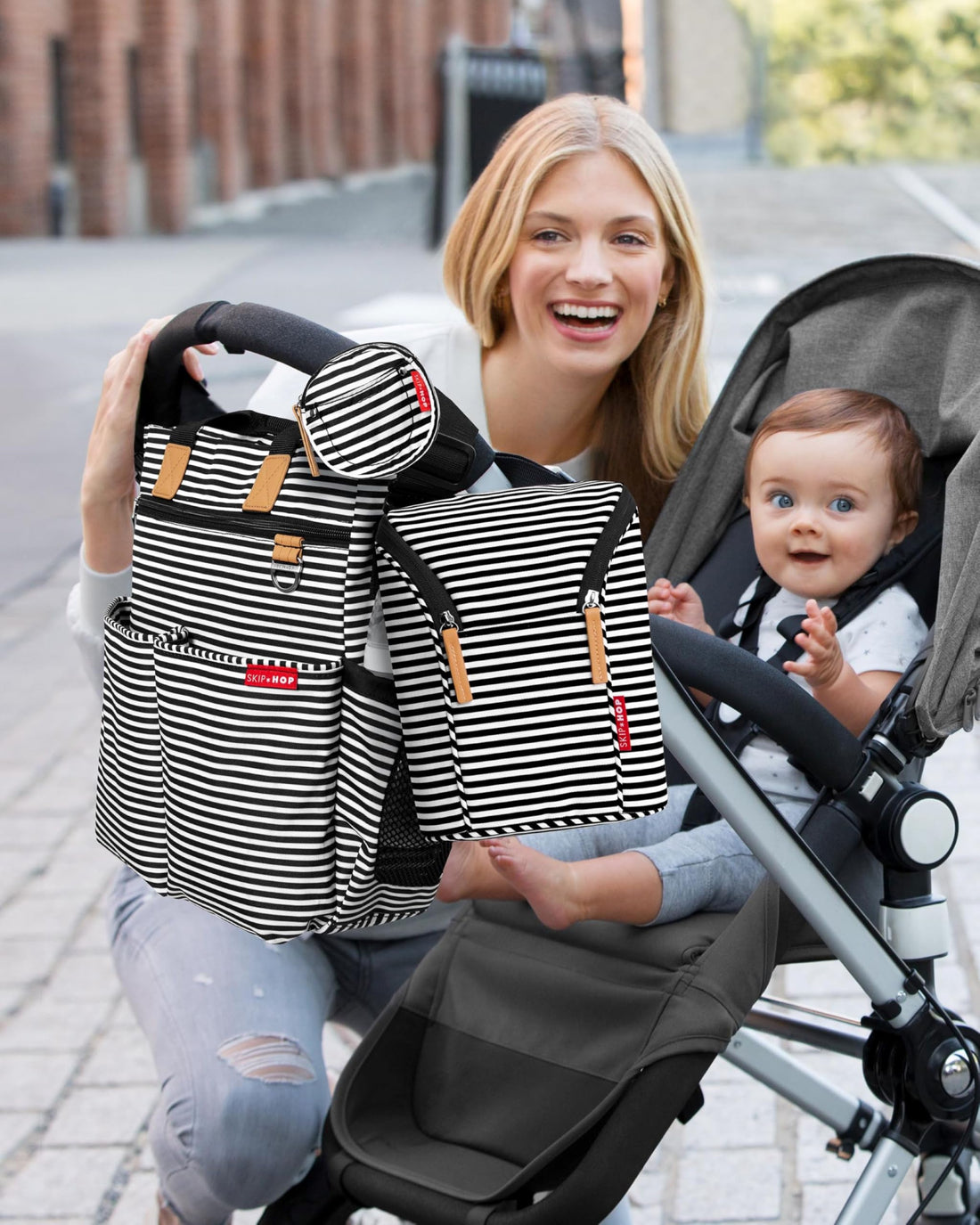 Skip Hop Baby Bottle Bag, Grab & Go, Black/White Stripe