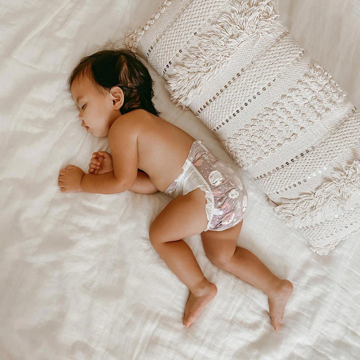The Honest Company Clean Conscious Overnight Diapers | Plant-Based, Sustainable | Starry Night | Club Box, Size 6 (35+ lbs), 42 Count