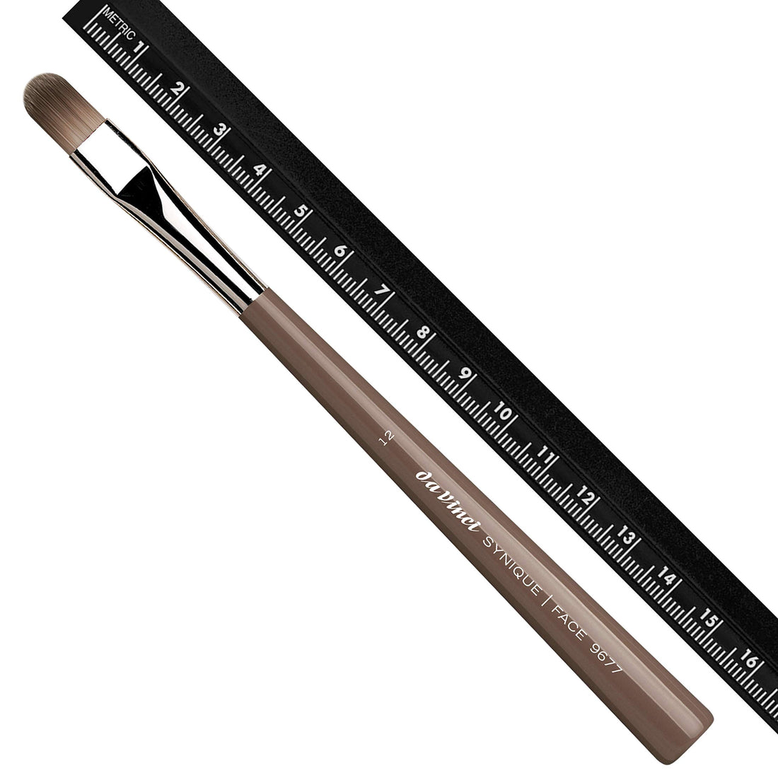 da Vinci Cosmetics Series 9677 Synique Concealer Brush, Oval Synthetic, Size 12, 1.48 Ounce