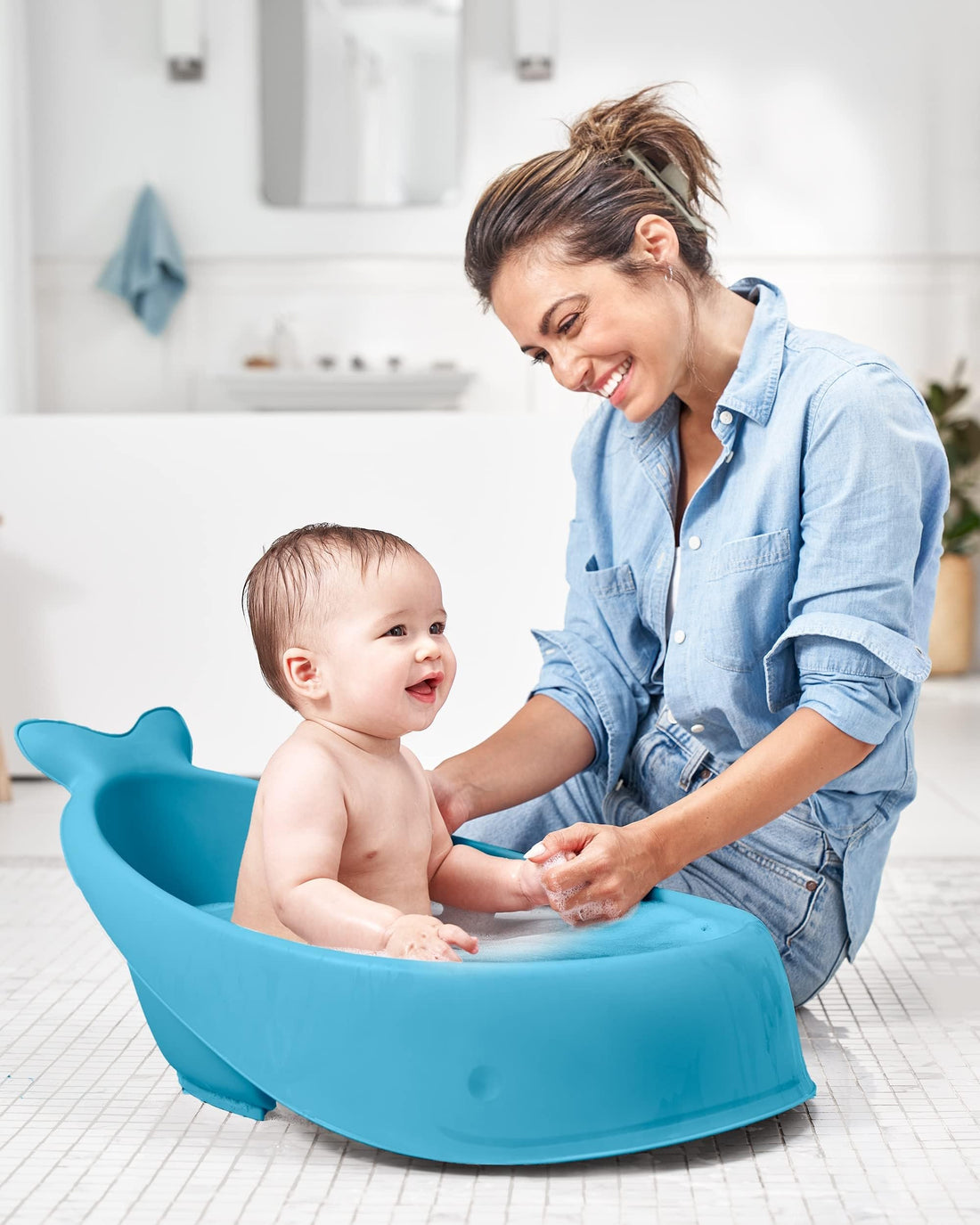 Skip Hop Baby Bath Tub, 3-Stage Smart Sling Tub, Moby, Blue