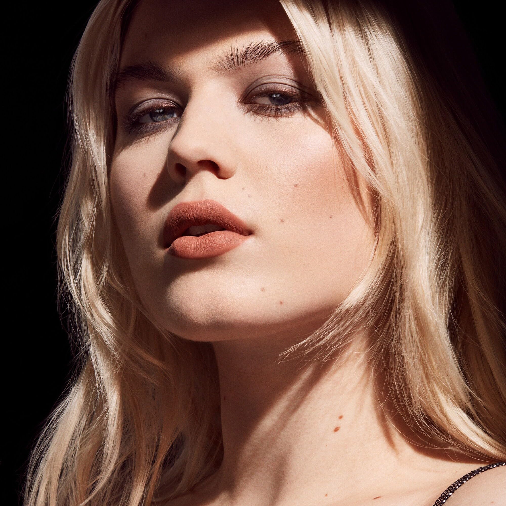 Fenty Beauty by Rihanna Pro Filt'r Instant Retouch Setting Powder Lavender