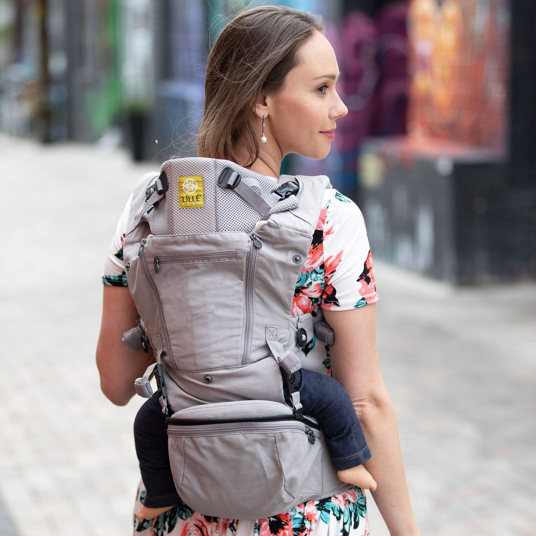 LÍLLÉbaby SeatMe Hip Seat & Ergonomic 6-in-1 Baby Carrier Newborn to Toddler - with Lumbar Support - for Children 7-45 Pounds - 360 degree baby wearing - Inward and outward facing - Stone