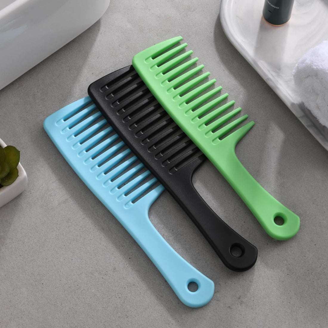 Wide Tooth and Large Detangling Comb, Durable Brush for Styling and Professional Care, Suitable for Curly, Long, Wet Hair Types