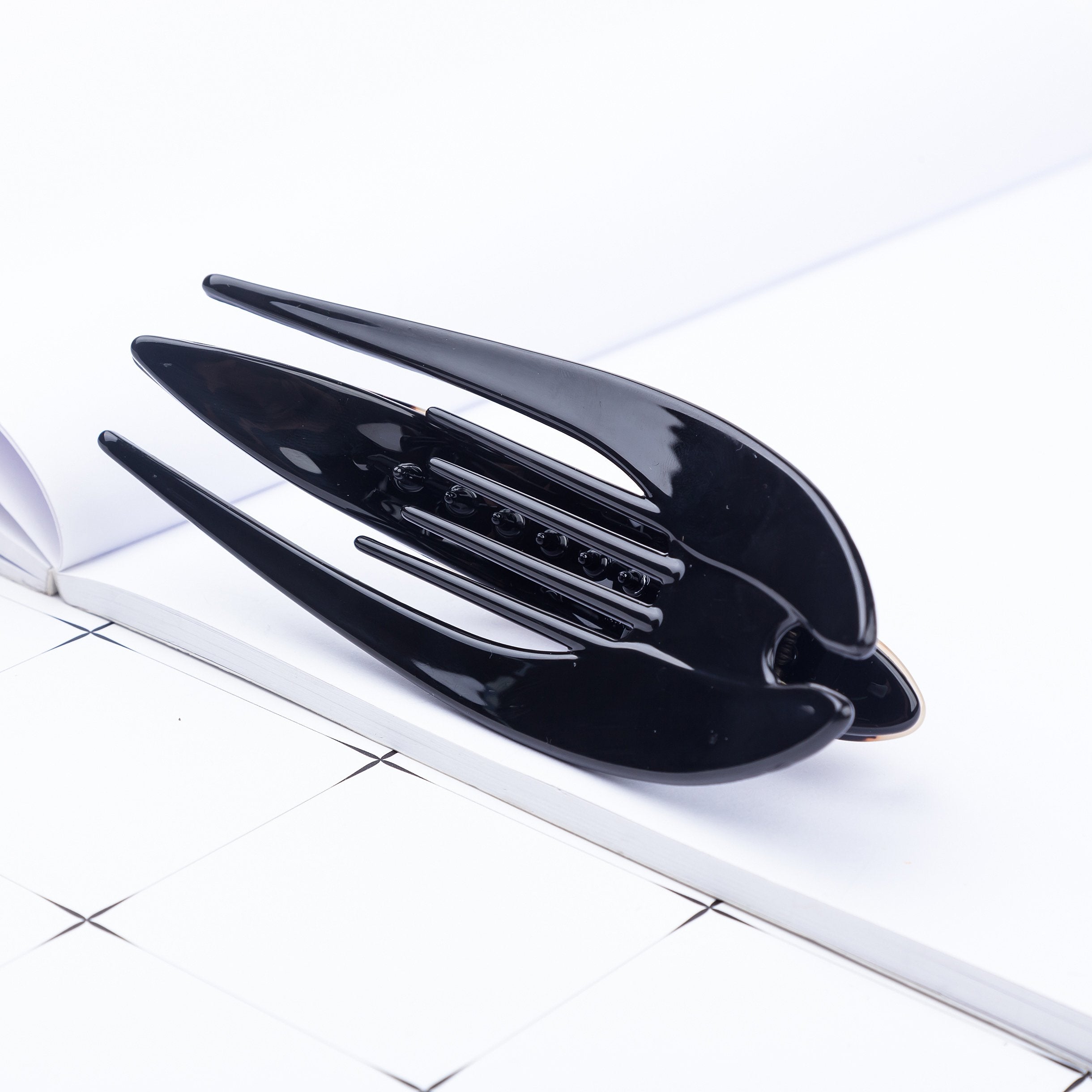 B: Prettyou Handmade Celluloid French Design Tortoise Shell Barrettes Side-Slide Opening Duck Luxury Fashion Accessories Hair Clip Claw For Women (B)