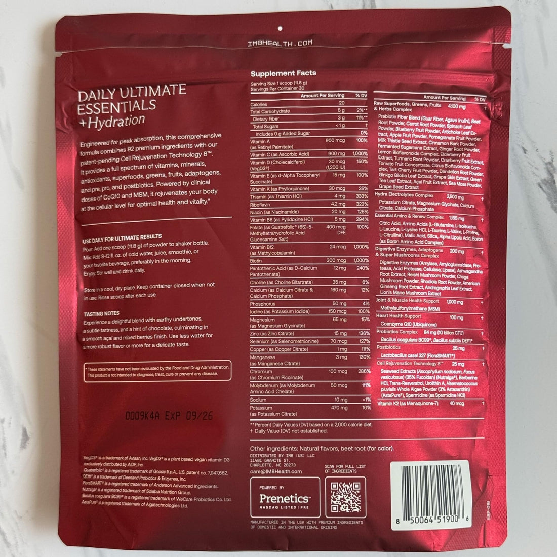 IM8 Daily Ultimate Essentials All-in-One Multivitamin Supplement (30 Servings, Starter Kit - Scoop + Tumbler Included)