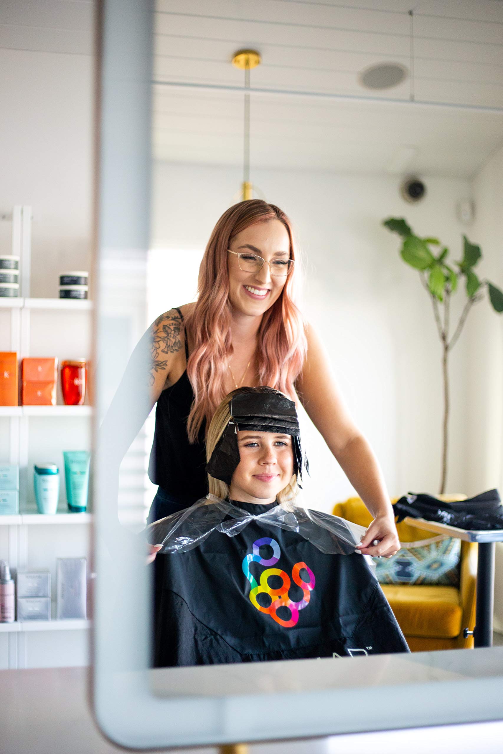 Framar Framar Backwards Bib - 50 Bibs (Protects chairs, capes and clients)