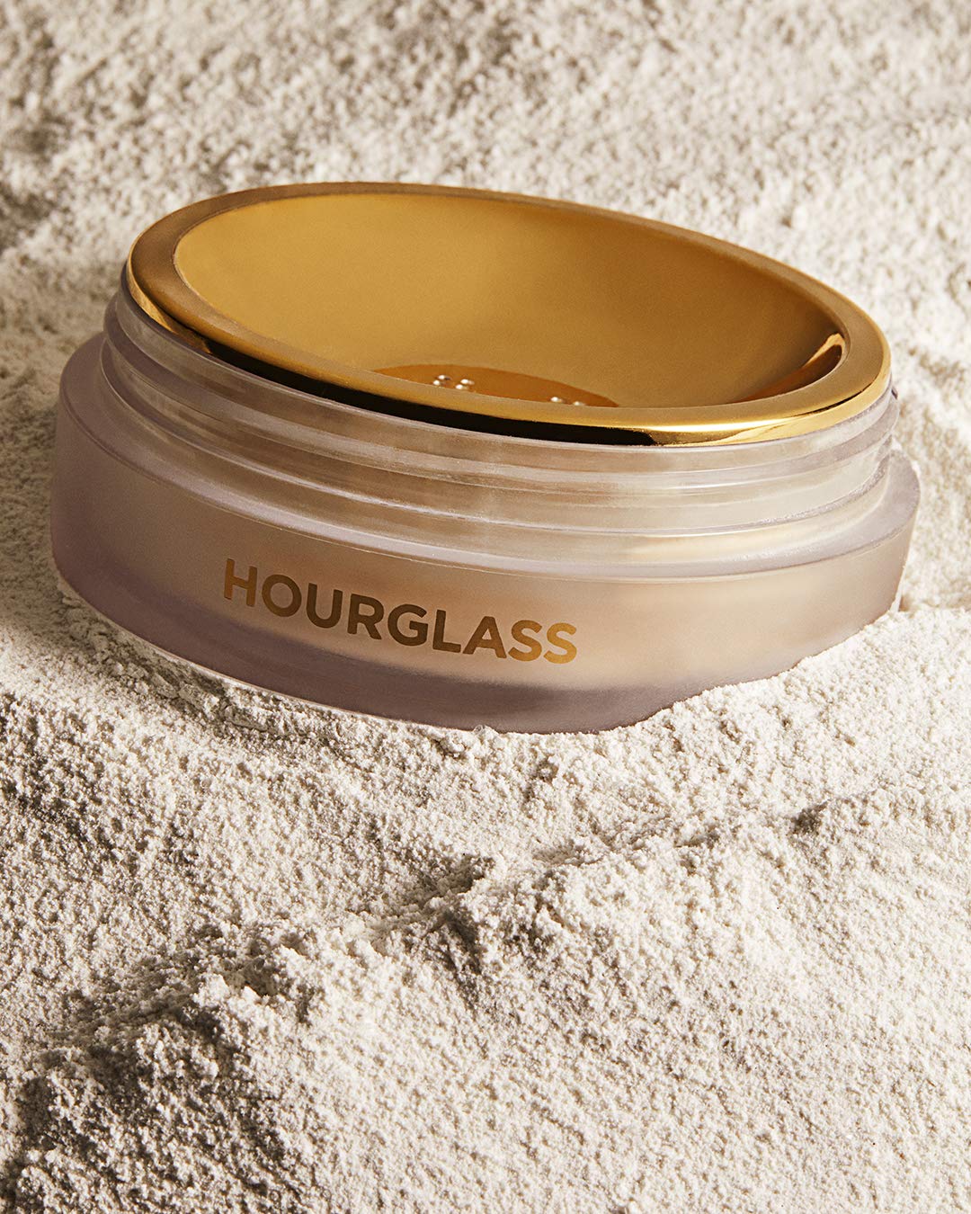 Hourglass Veil Translucent Setting Powder. Invisible Setting Powder for All Skin Types and Skin Tones. Vegan and Cruelty-Free.